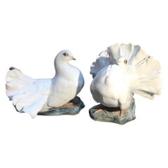 Pair of German Porcelain White Doves, 1930s