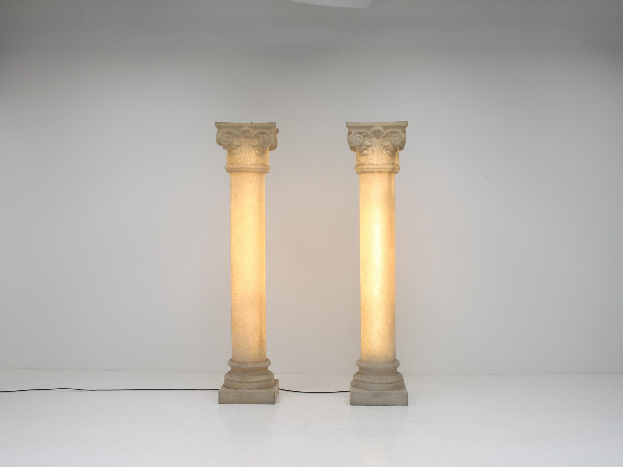 Paire de lampes à colonne géante de 16,51 m par Andre Cazenave pour Singleton Italie, années 1970 en vente 4