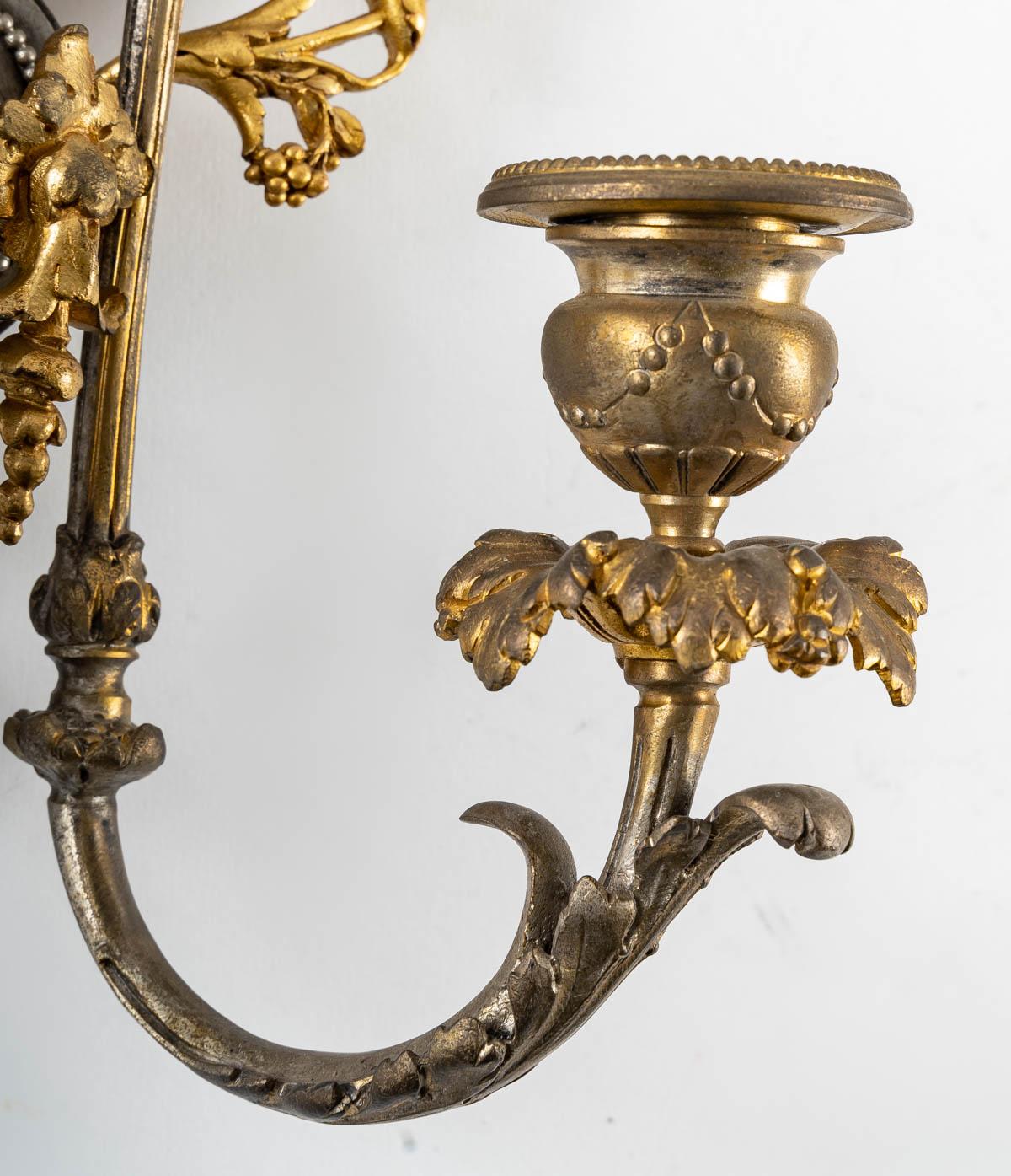 Pair of Gilt and Silvered Bronze Sconces, 19th Century In Good Condition In Saint-Ouen, FR