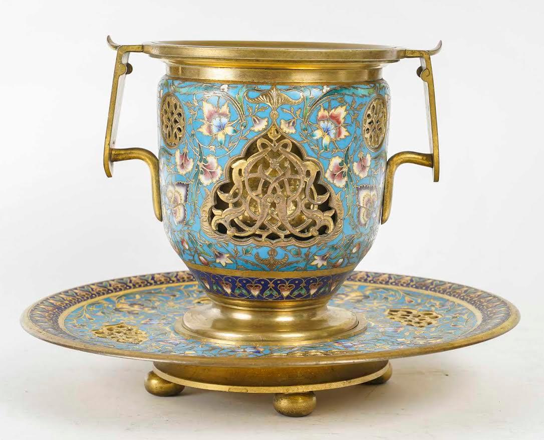 A Pair of Gilt Bronze and Enamelled Goblets or Cache-Pots, Napoleon III Period. For Sale 6