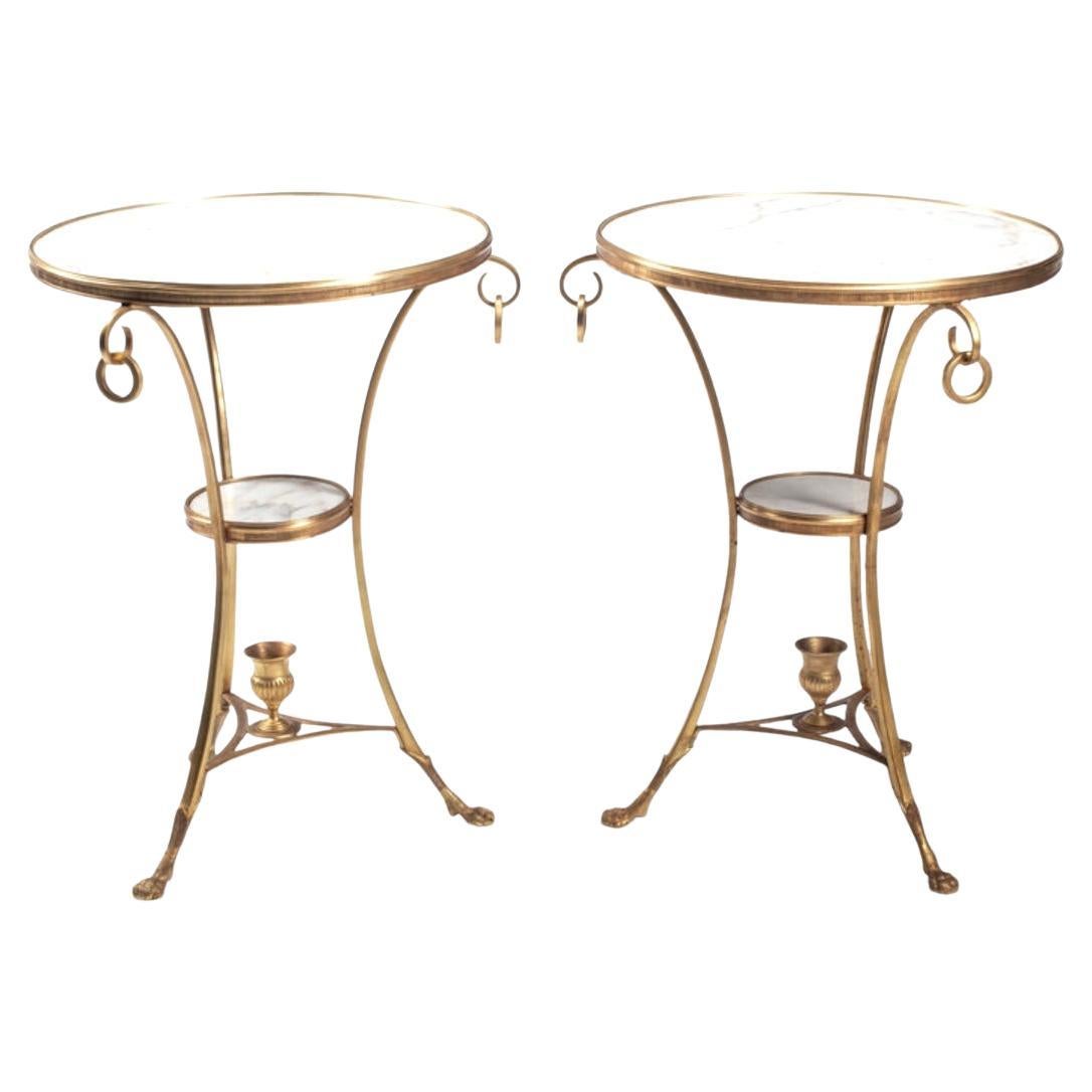 Paire de tables Guèridon en bronze doré et marbre blanc en vente 3