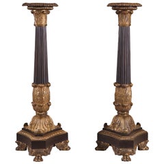 Coppia di lampade da tavolo a colonna impero in bronzo dorato del XIX secolo A.I.C.