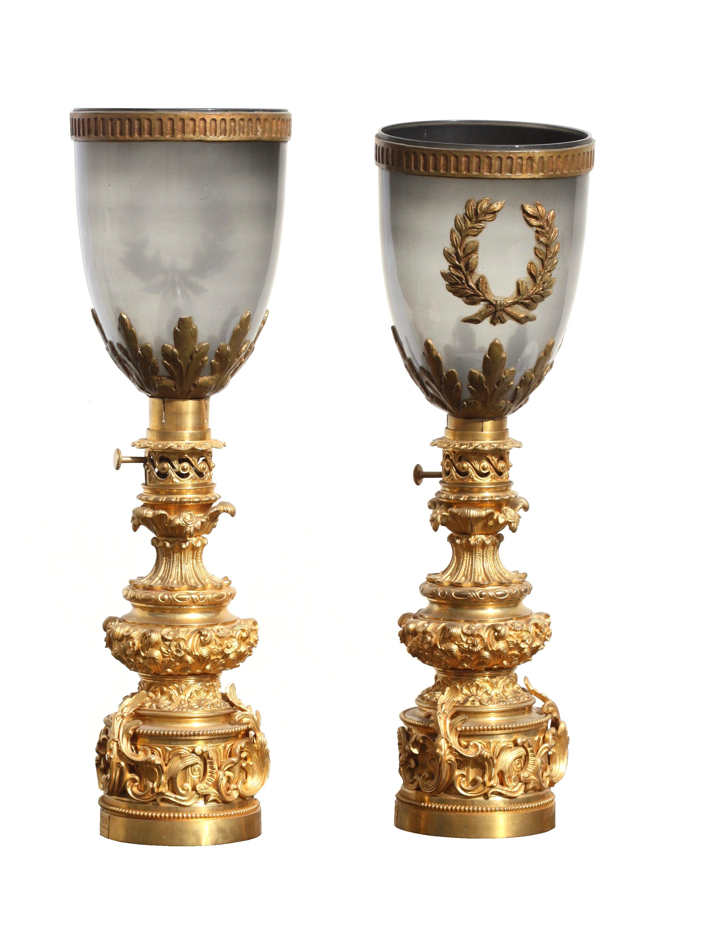 Pair of Gilt-Bronze Lamps in the French Restauration Style In Good Condition For Sale In West Palm Beach, FL