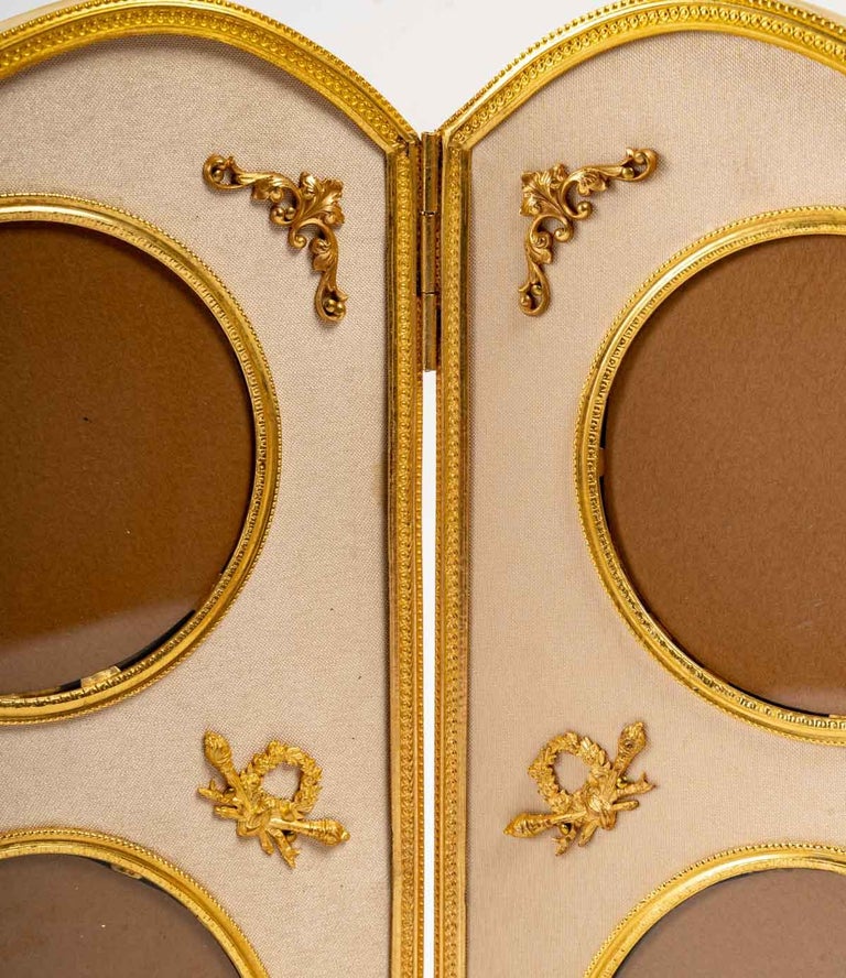 Pair of Gilt Bronze Screen Photo Frames, 19th Century In Good Condition For Sale In Saint-Ouen, FR
