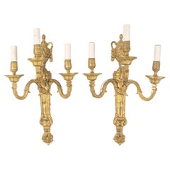 Pareja de Apliques de Bronce Dorado Estilo Luis XVI, Siglo XIX.