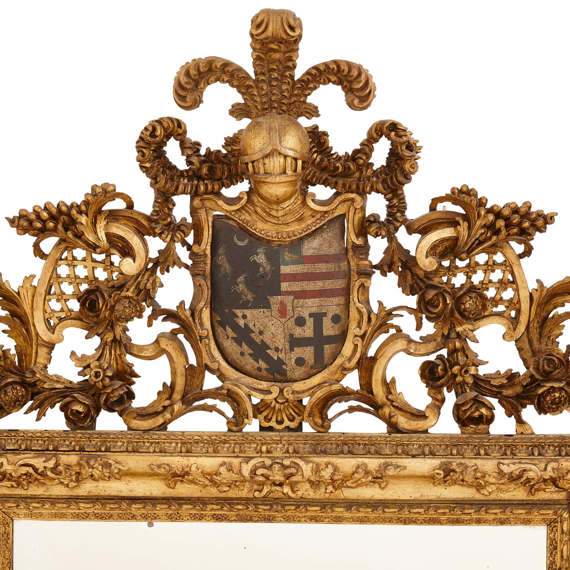 Paire de miroirs italiens anciens en bois doré et décorés en polychrome Bon état - En vente à London, GB