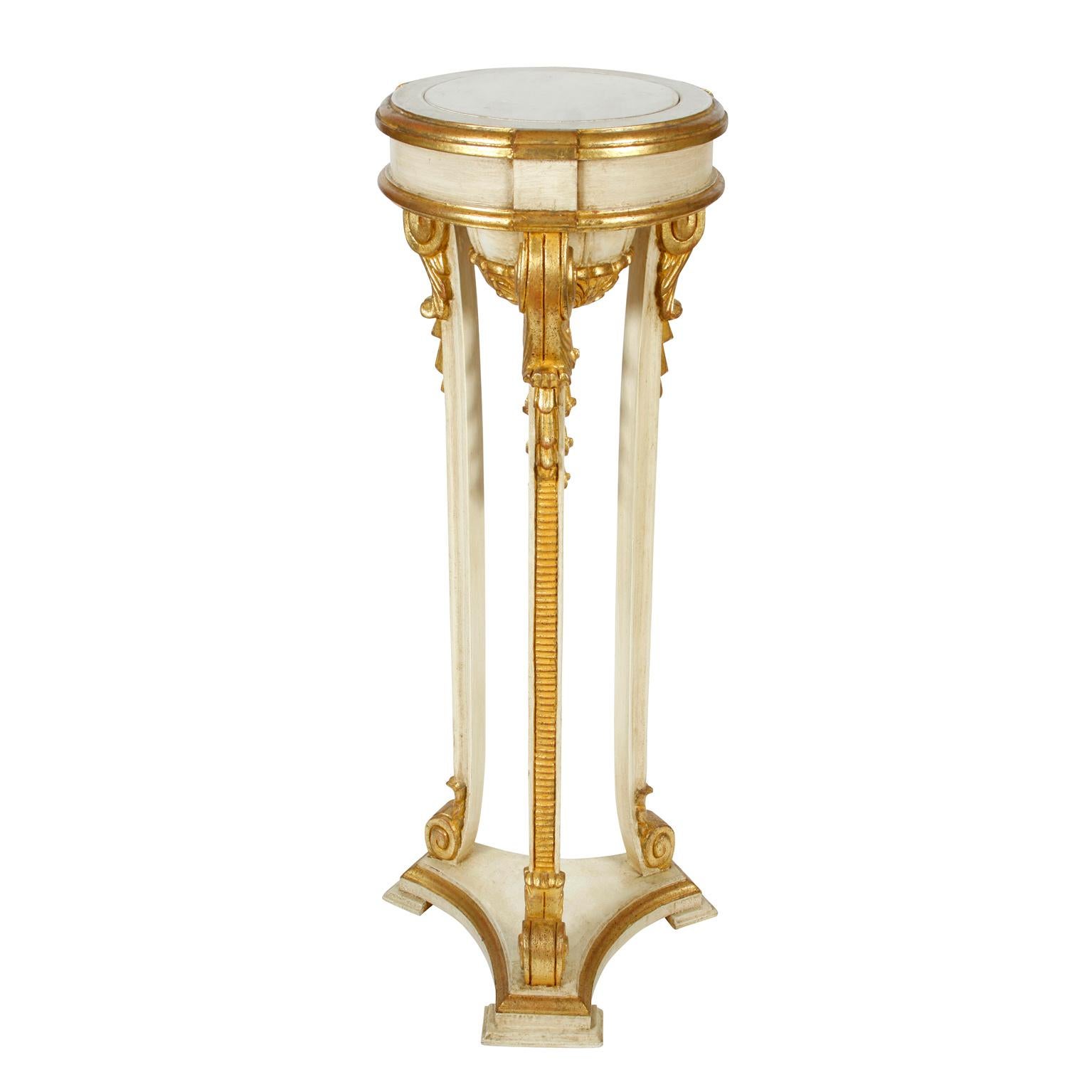 Pair of Giltwood Jansen Style Pedestals In Good Condition In Locust Valley, NY