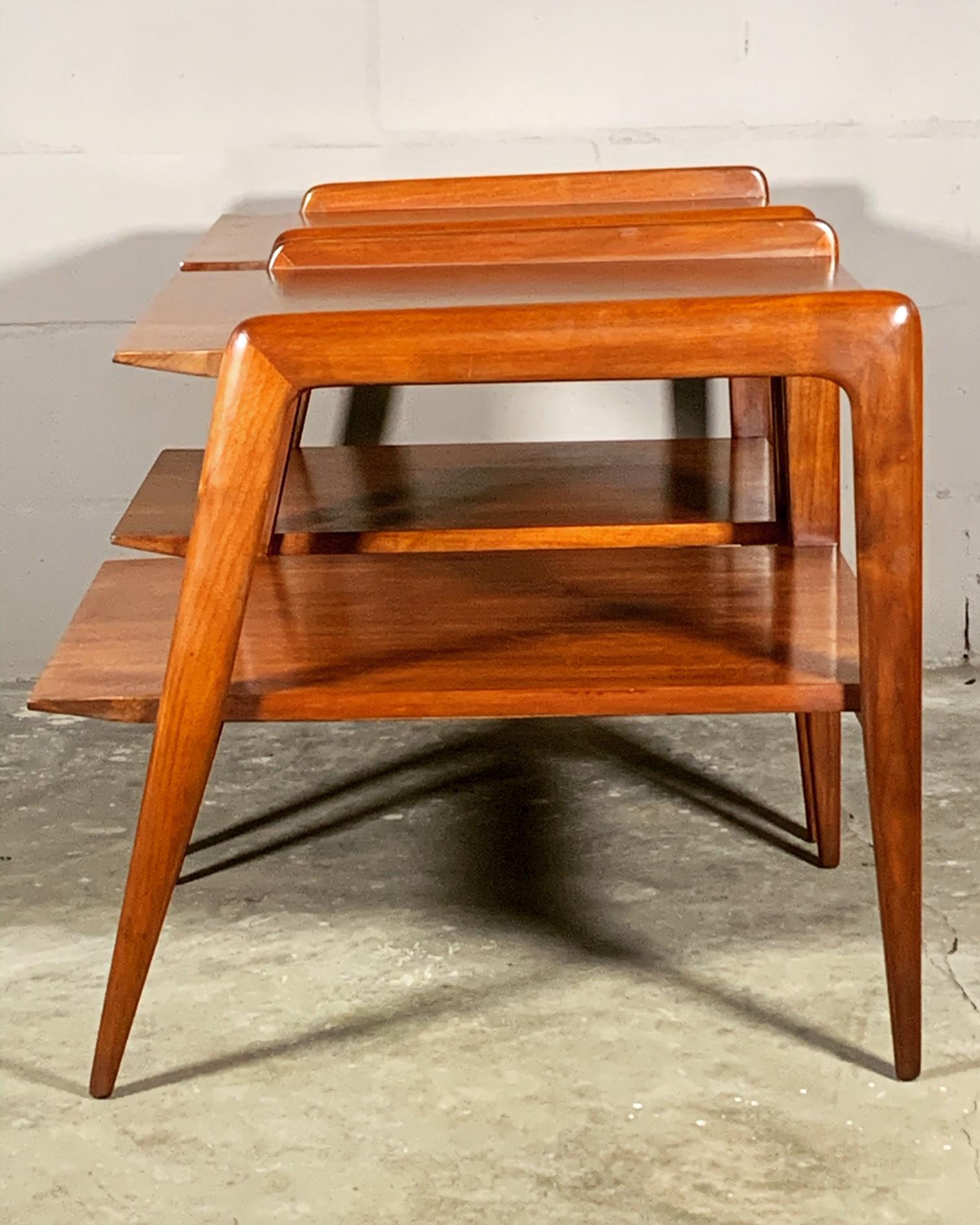 Pair of Gio Ponti Side Tables in Walnut 10