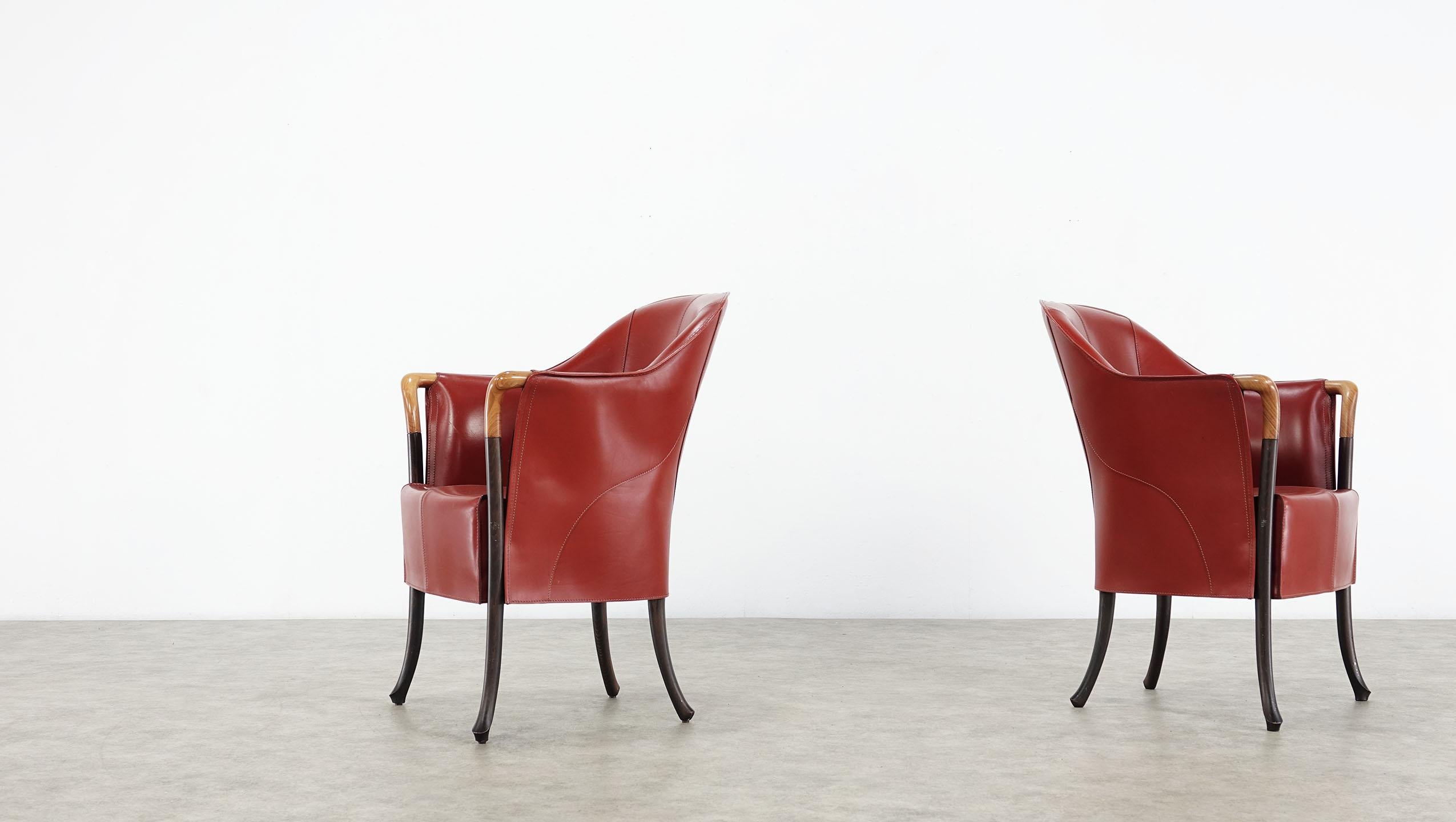 Italian Pair of Giorgetti Progetti Leather Armchairs by Ricerche Giorgetti