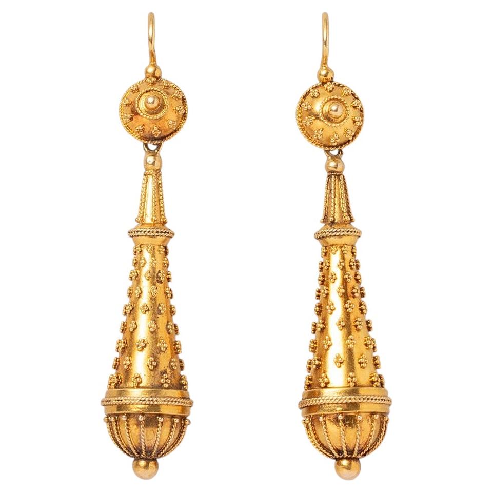 Paire de torpilles néo-étrusques en or
