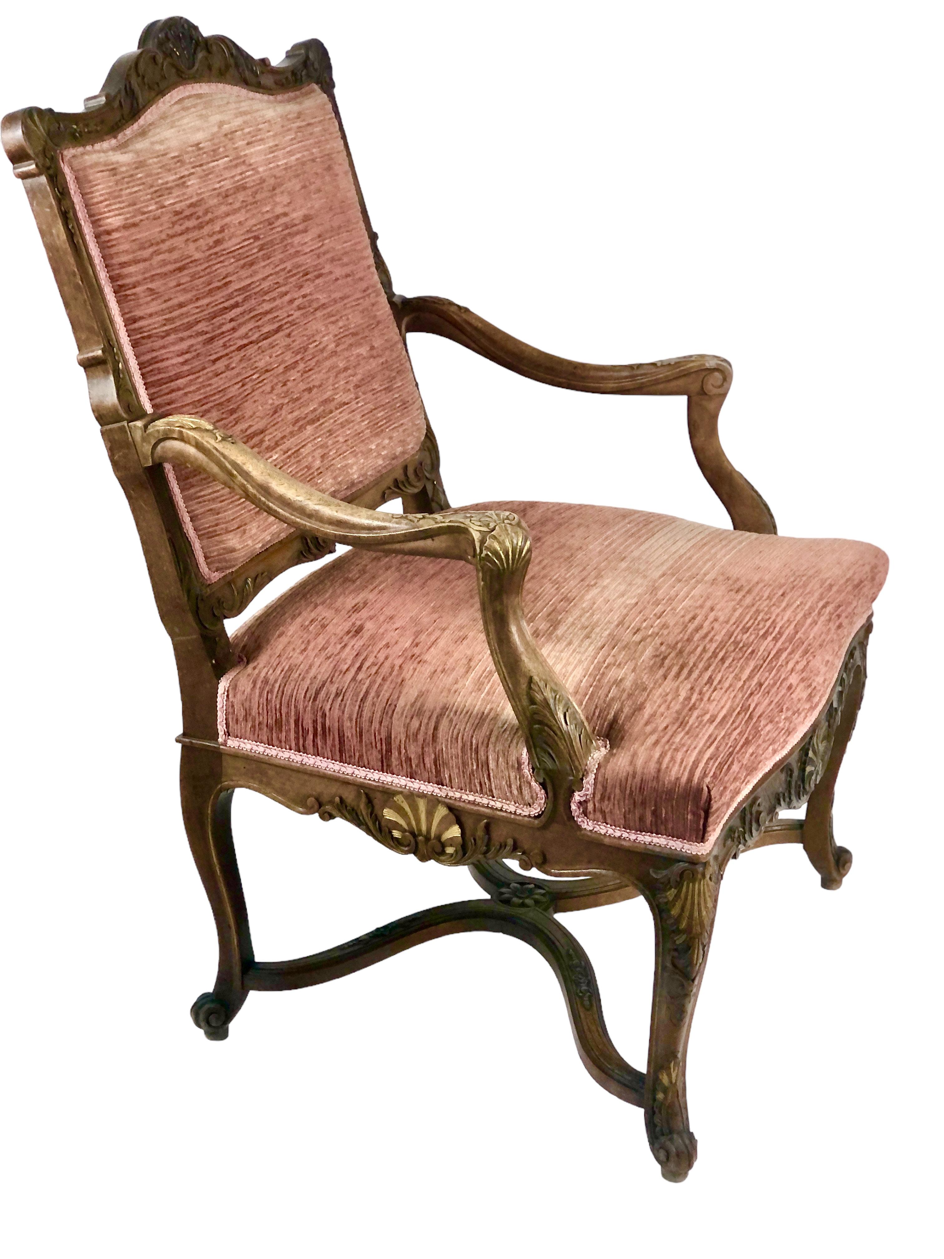 19th Century Pair of Walnut Regency Chairs Called “Fauteuils à La Reine” For Sale 4