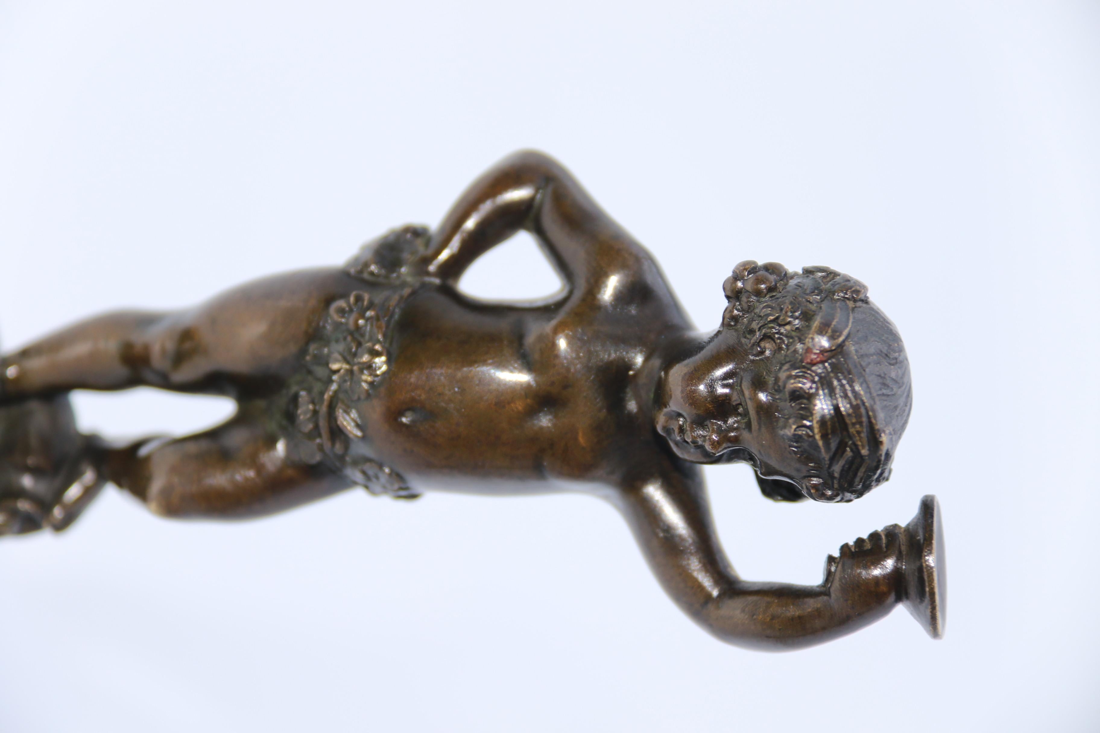 Pair of Grand Tour 19th Century Bronze Putti Figures on Marble Bases, C 1860 For Sale 11