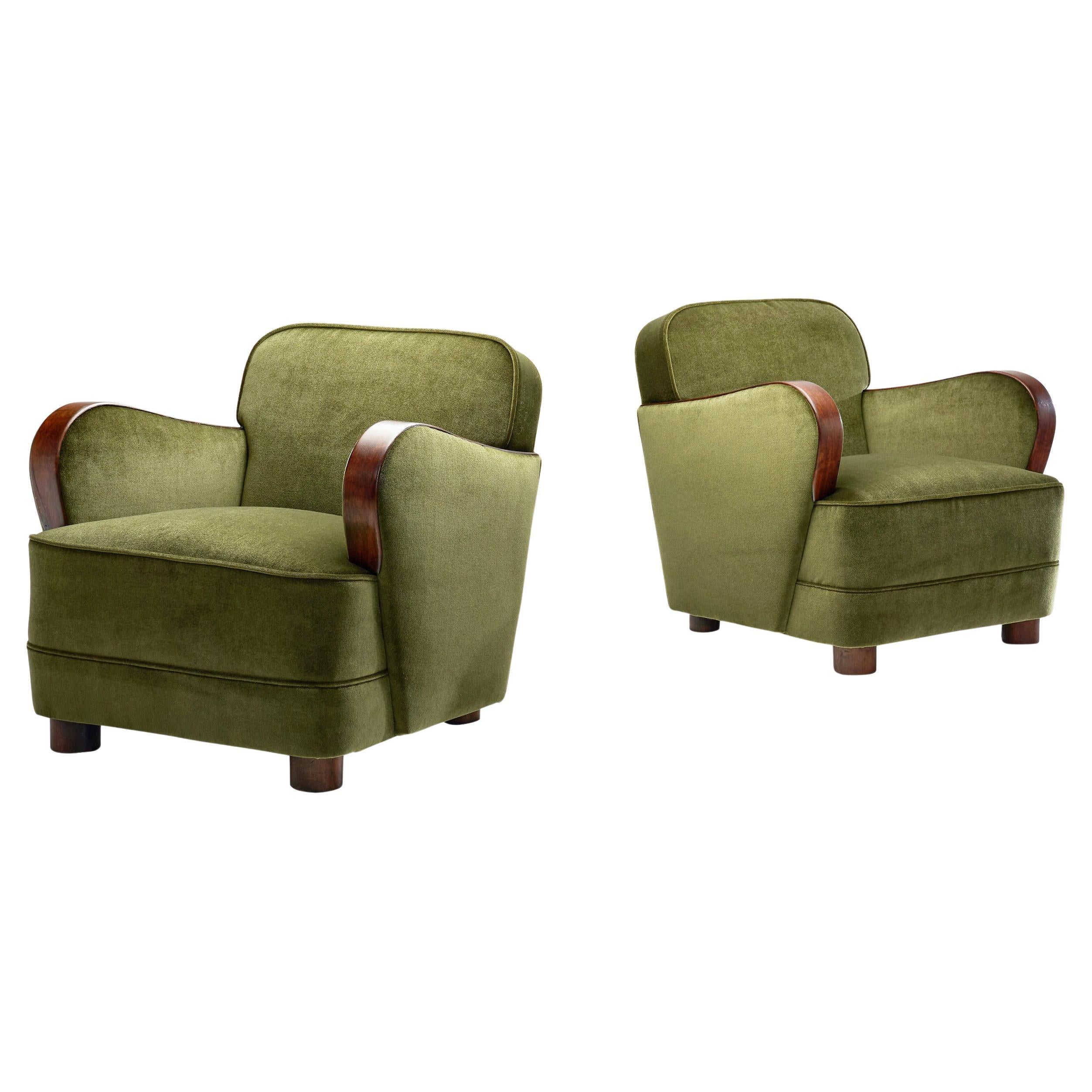 A Pair of Green Art Deco Armchairs, Europe 1930s