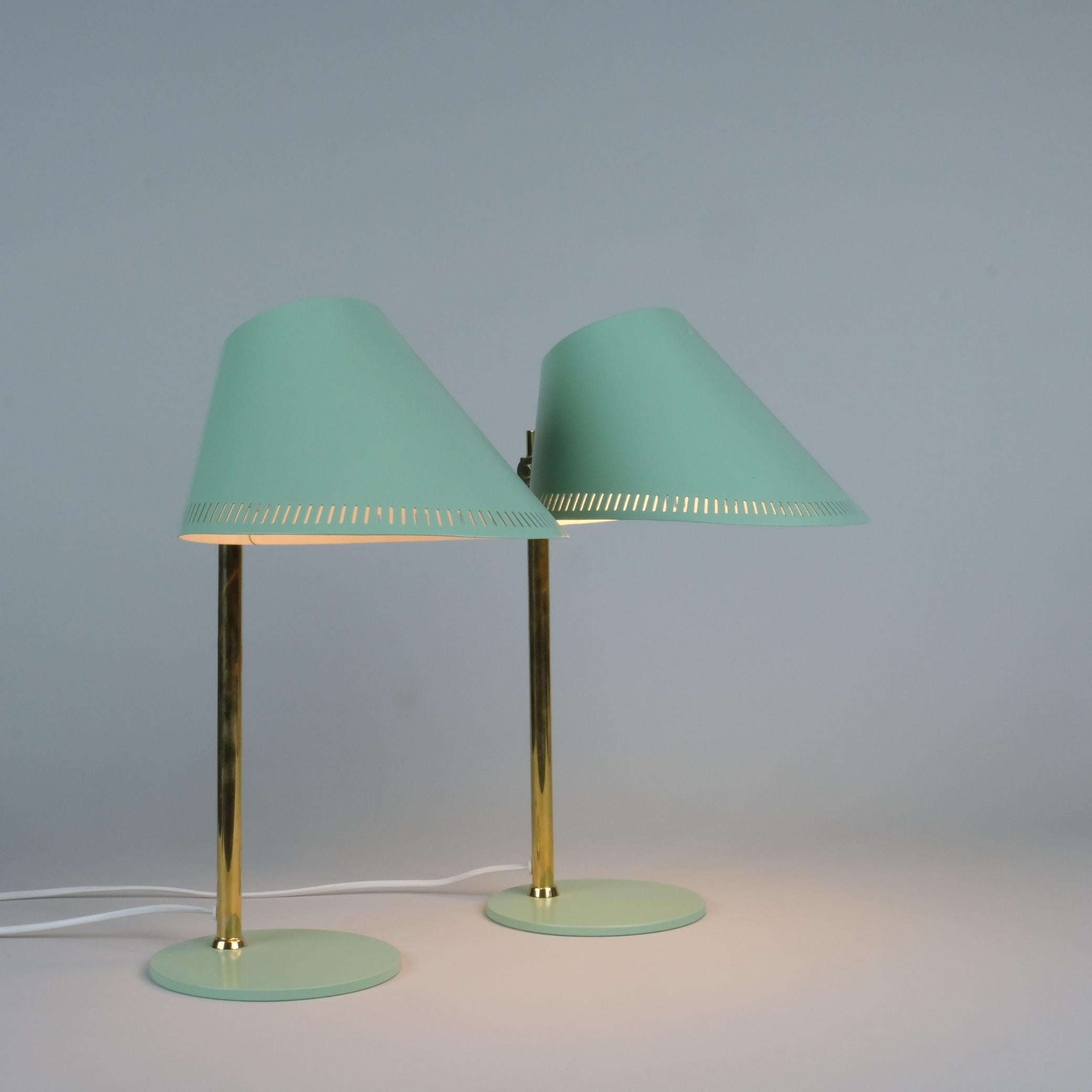 Paire de lampes de table Paavene & Greene Modèle. 9227, Idman Oy 1950s en vente 4