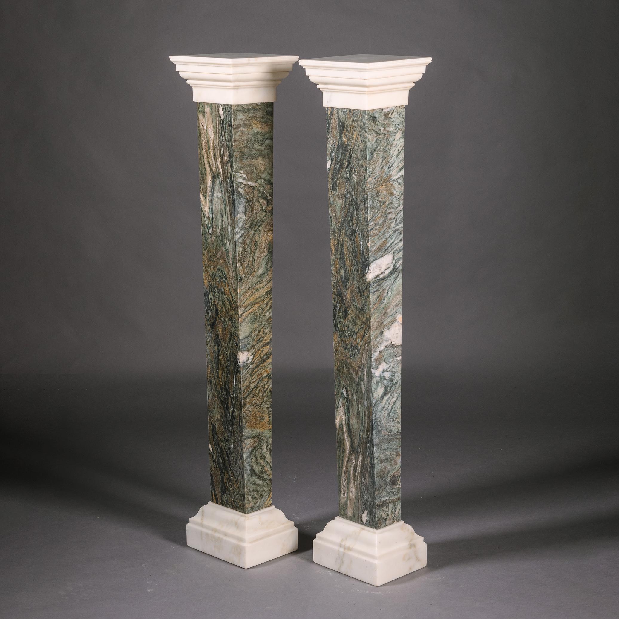 Neoclassical Pair of Green Breccia and Carrara Marble Pedestals For Sale