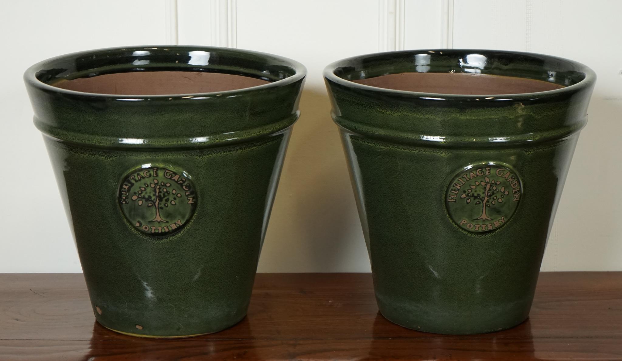 Hand-Crafted A PAIR OF GREEN EDWARDIAN STYLE FLOWER PLANT POTS BY HERITAGE GARDEN j1 For Sale