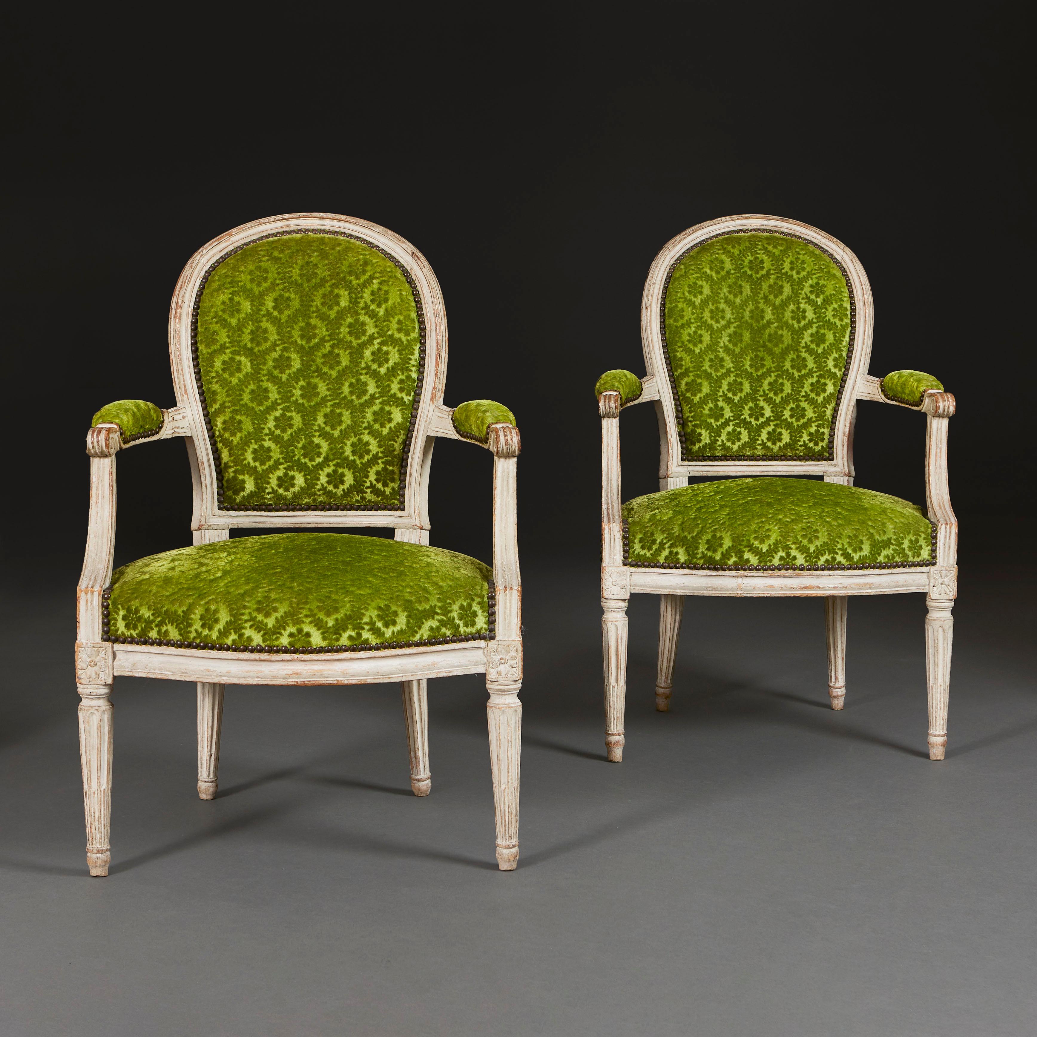 French A pair of green velvet Louis XVI fauteuils armchairs  For Sale