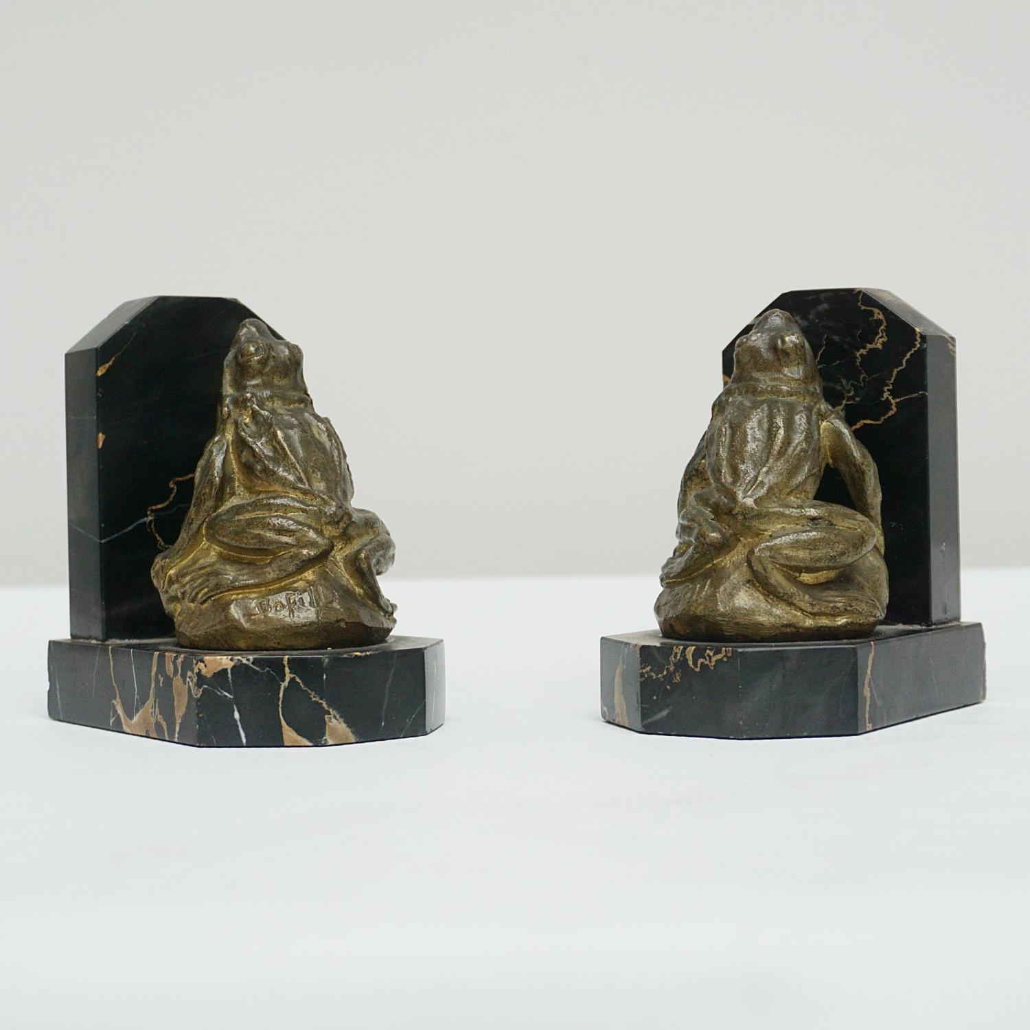 Pair of Solid Bronze Art Deco Frog Bookends French C1920 For Sale 3