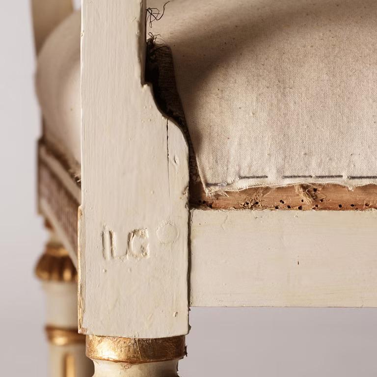 Un par de sillones abiertos Gustavian de J. Lindgren en venta 1