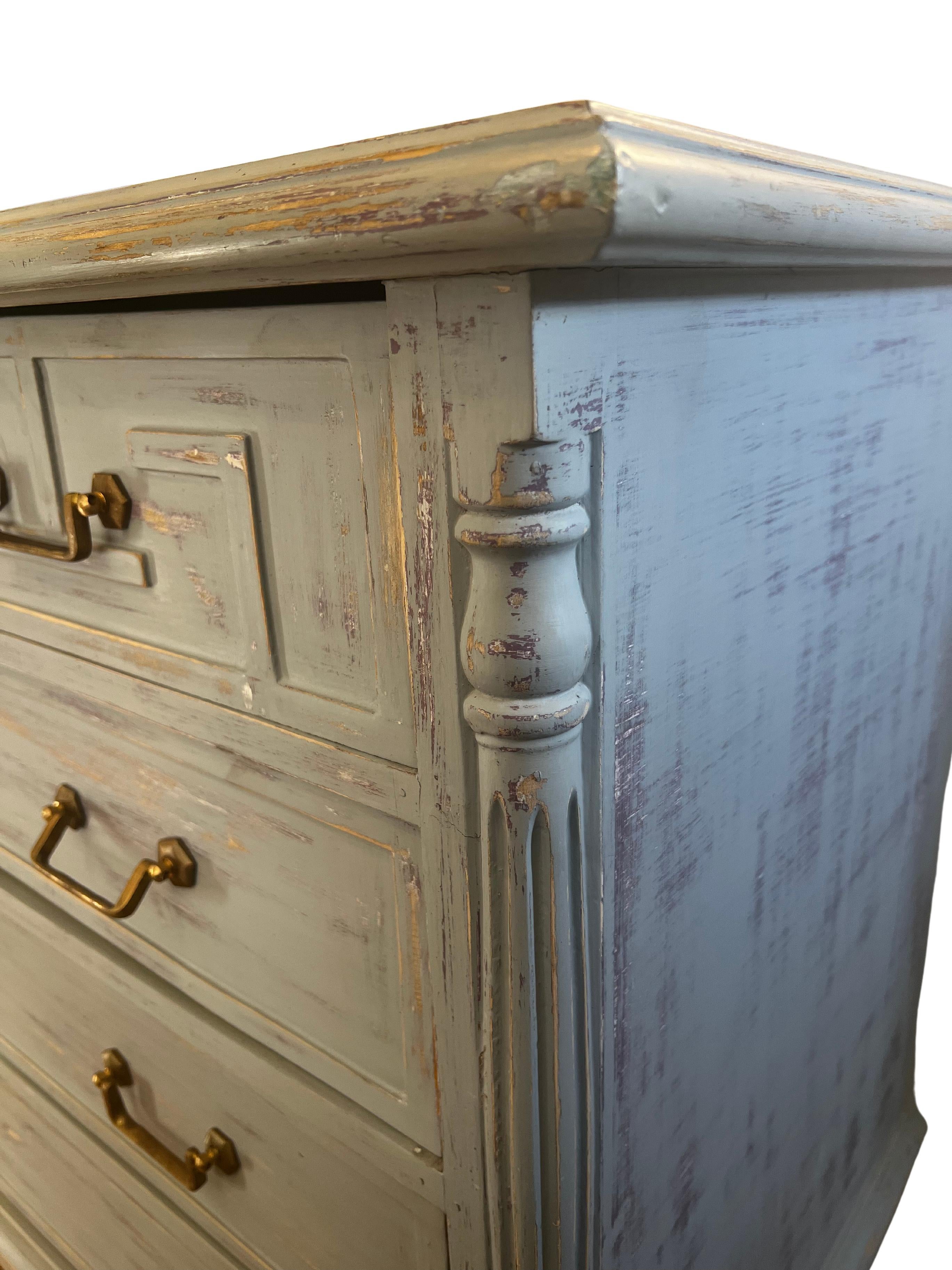 Coppia di cassapanche in stile gustaviano dipinte in blu/grigio in vendita 1