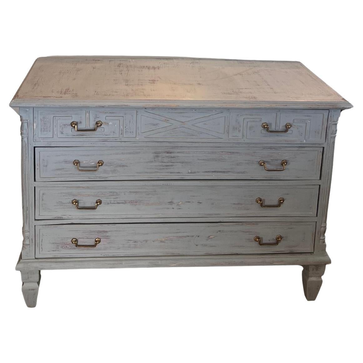 Coppia di cassapanche in stile gustaviano dipinte in blu/grigio