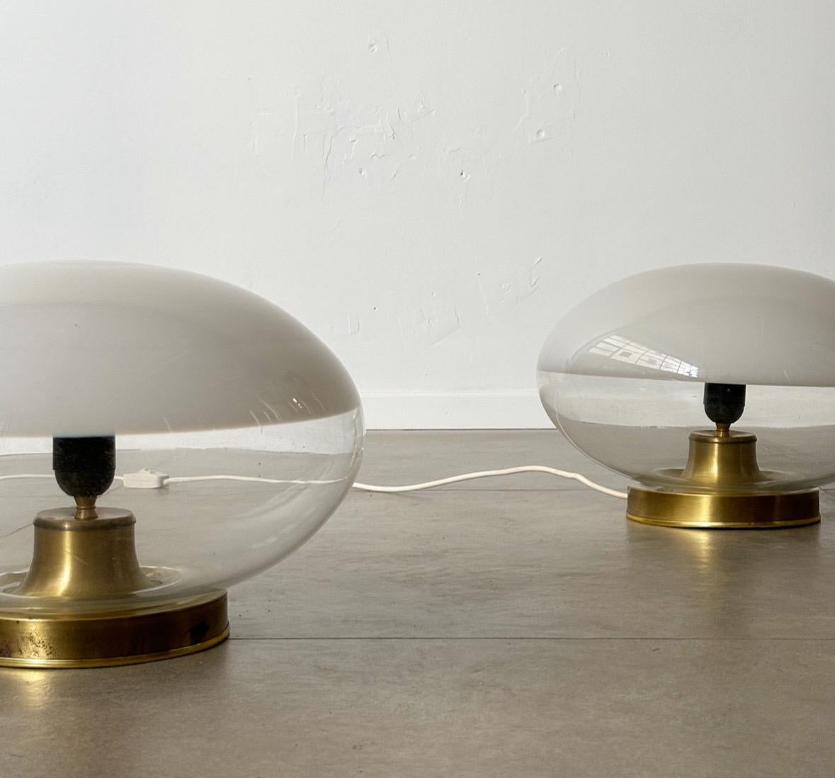 20ième siècle Paire de lampes de table en verre soufflé à la main conçues par Roberto Pamio dans les années 1970, Italie en vente