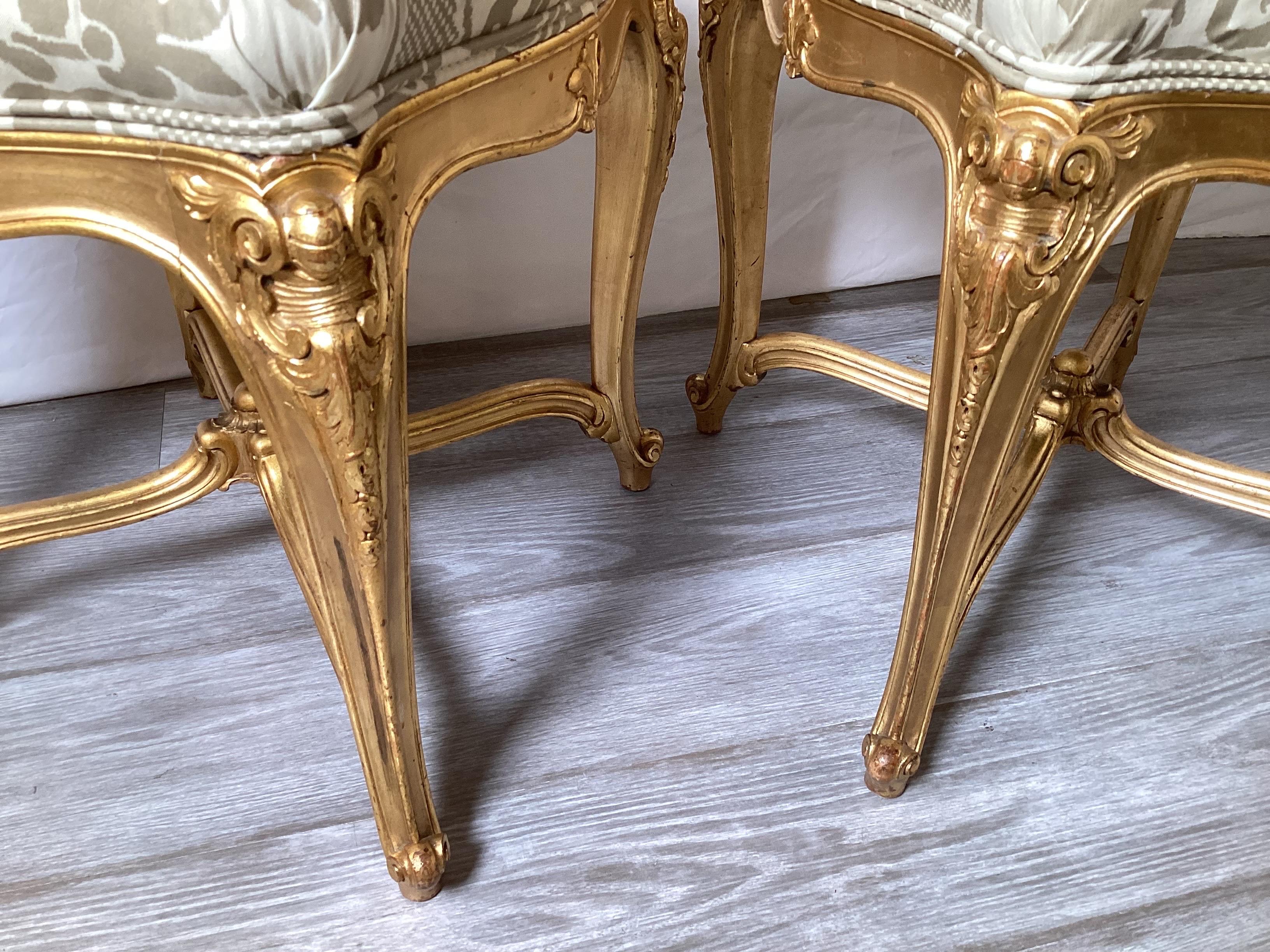 Early 20th Century Pair of Hand Carved Giltwood Square Benches Louis XV Style circa 1900 For Sale