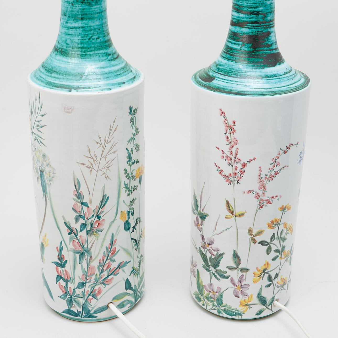 Pareja de lámparas de mesa danesas pintadas a mano Pintado a mano en venta