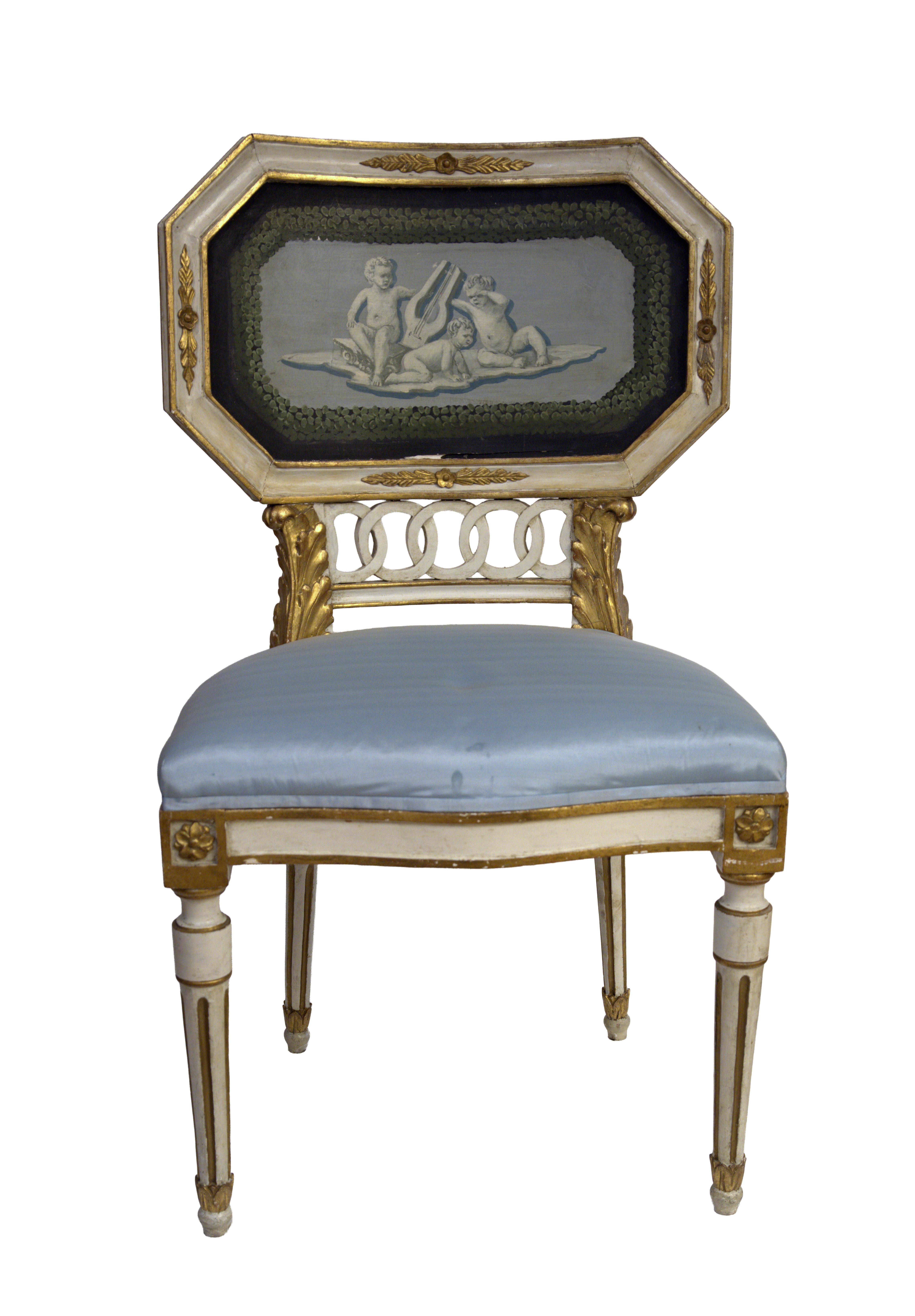 Néoclassique Paire de chaises d'appoint néoclassiques peintes à la main en vente