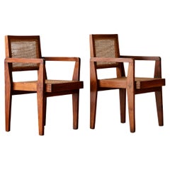 Pareja de sillas desmontables artesanales de Pierre Jeanneret ( Modelo PJ-SI-20-A)