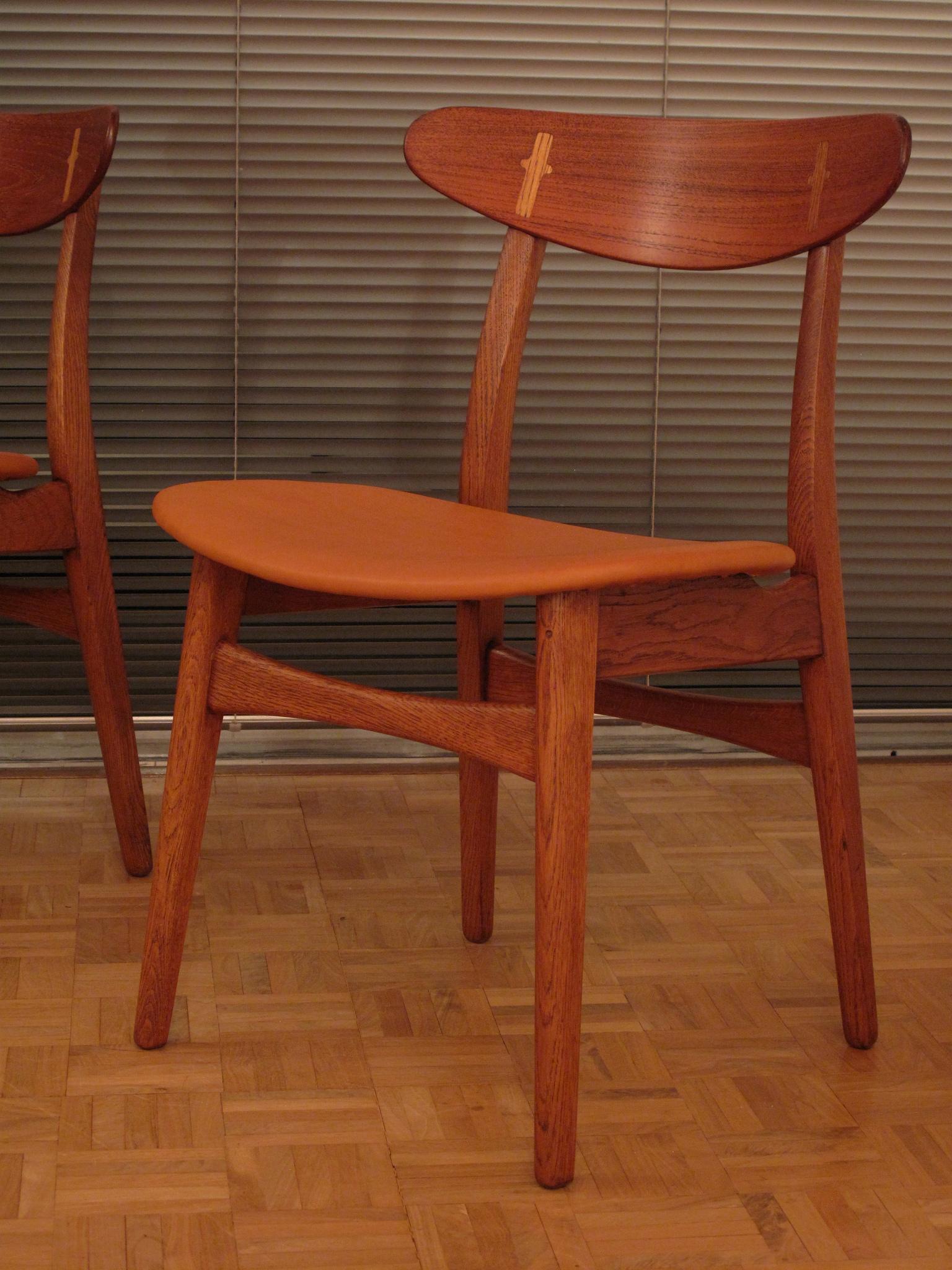 Danish Pair of Hans Wegner CH30 Oak, Teak and Leather Chairs for Carl Hansen & Son