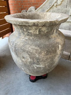 Paire de pots Orcio en pierre lourde du sud de l'Italie