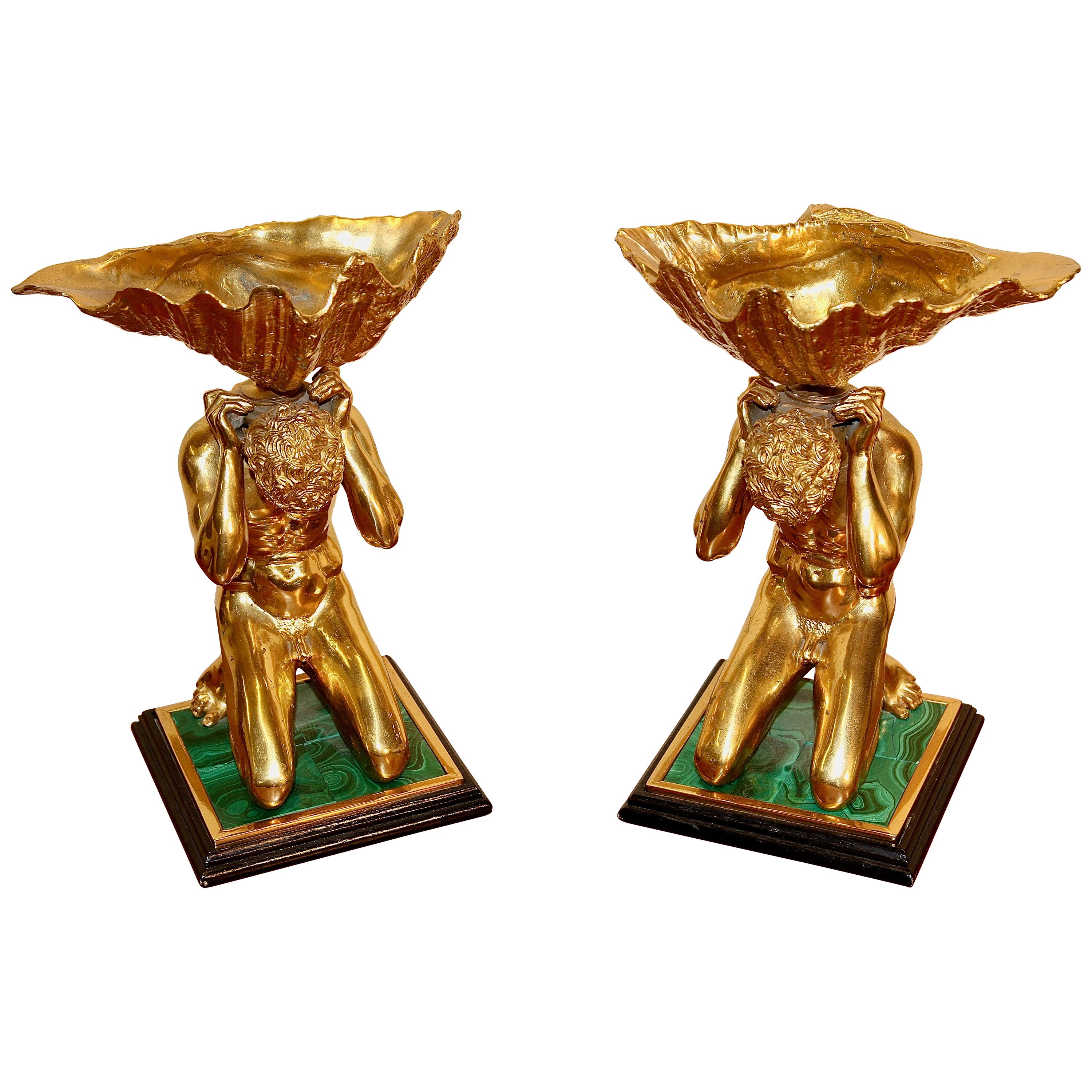 Pareja de Cuencos Decorativos Pesados, Actos Arrodillados, Desnudos, Concha Dorada, Malaquita en venta
