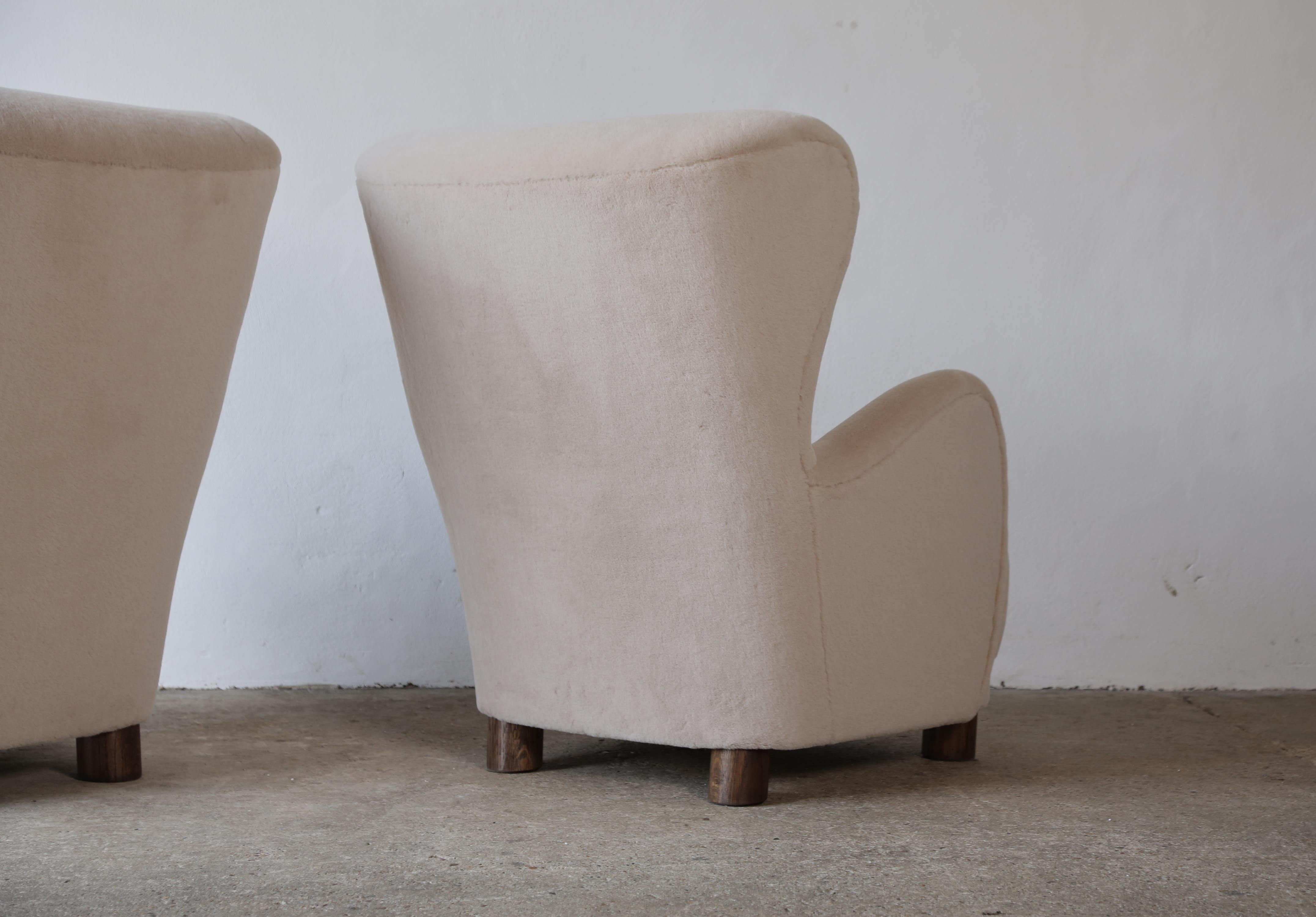 A Pair of High Back Arm Chairs, Upholstered in Pure Alpaca 1