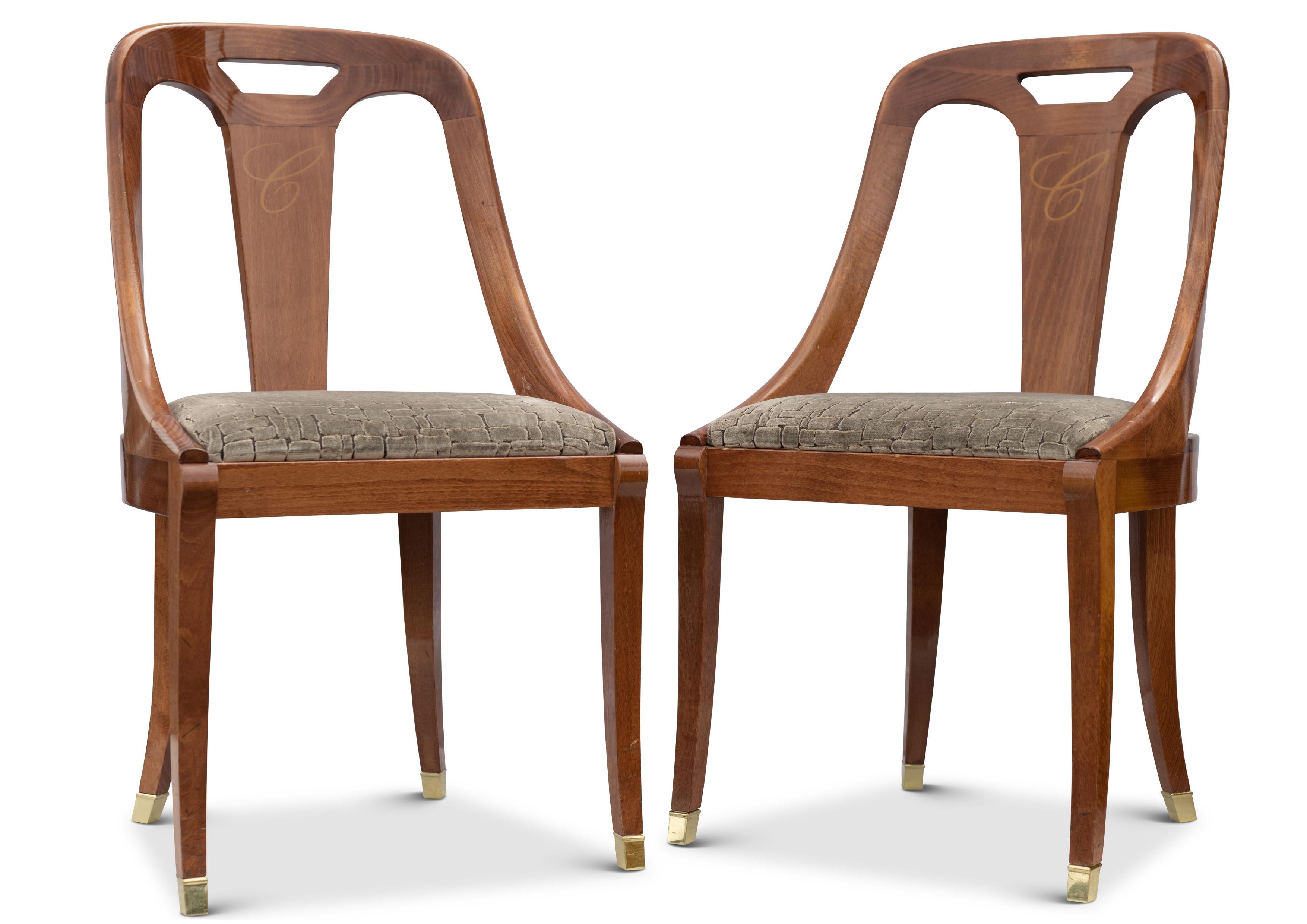 Pair of Hollywood Regency Beech Curved Back Upholstered Hallway Chairs In Good Condition For Sale In High Wycombe, GB