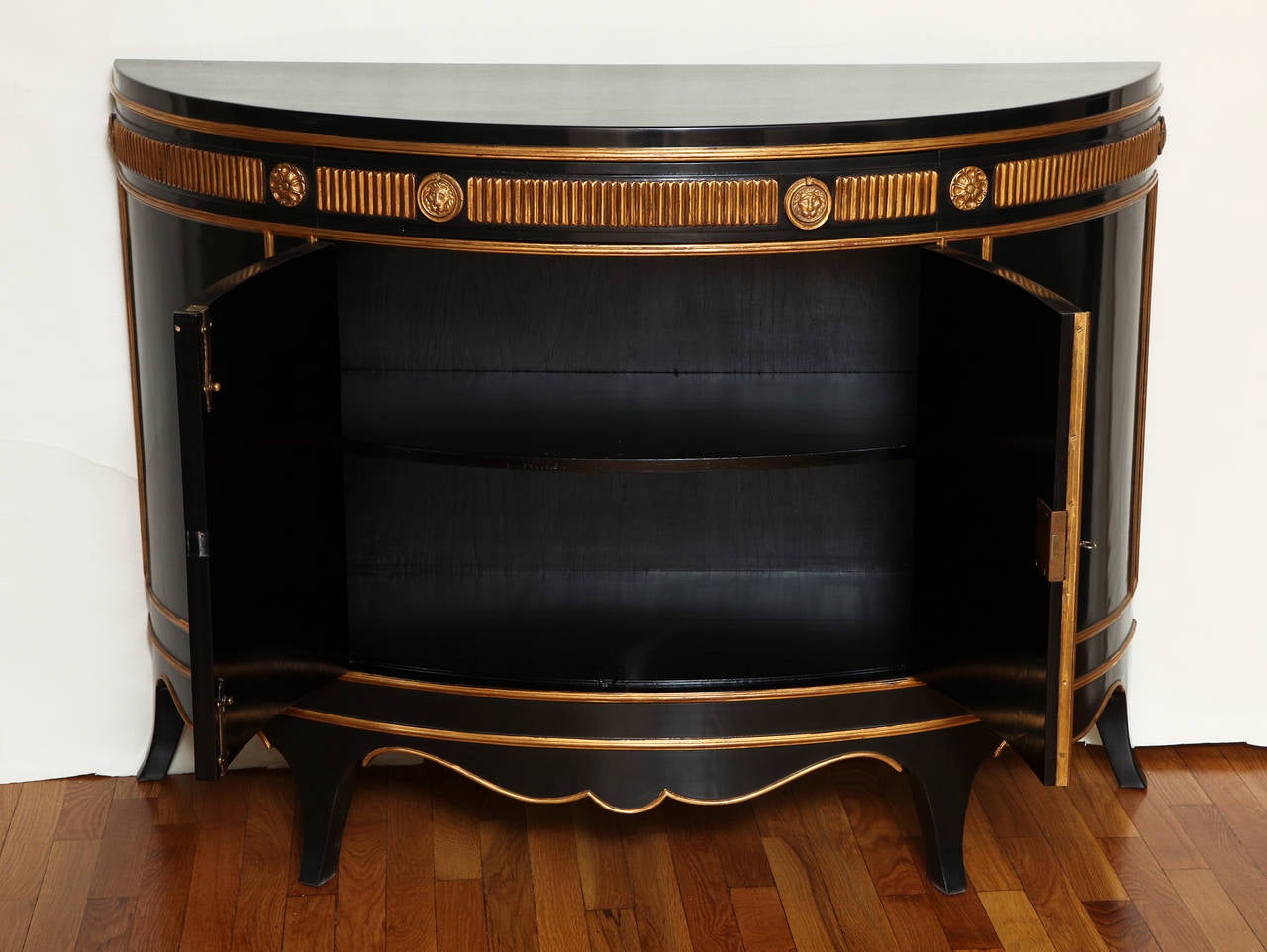 Pair of Hollywood Regency Demi-Lune Cabinets In Excellent Condition In New York, NY