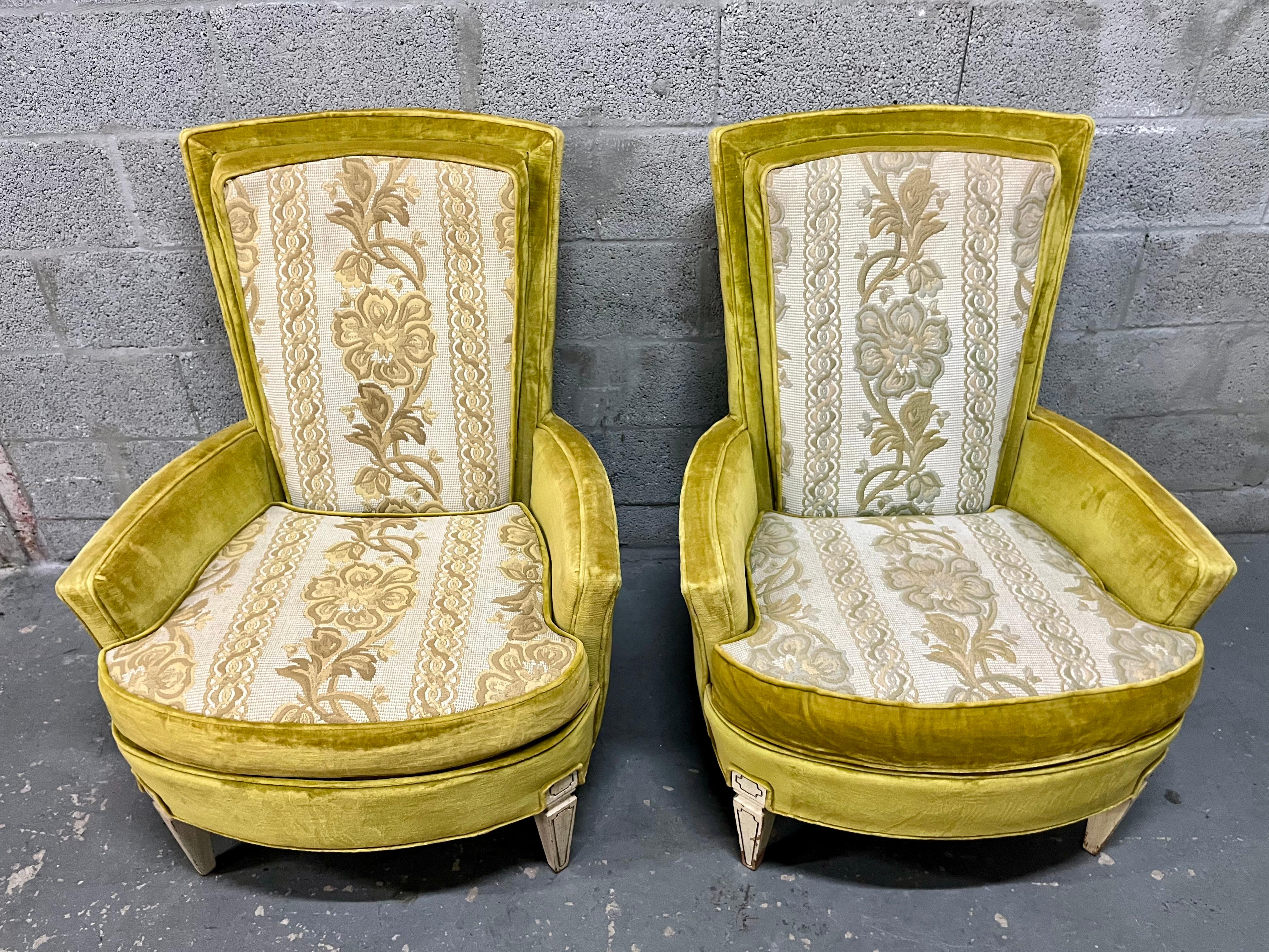 Embroidered A Pair of Hollywood Regency Upholstered Lounge Chairs by Silver Craft. C. 1960s For Sale