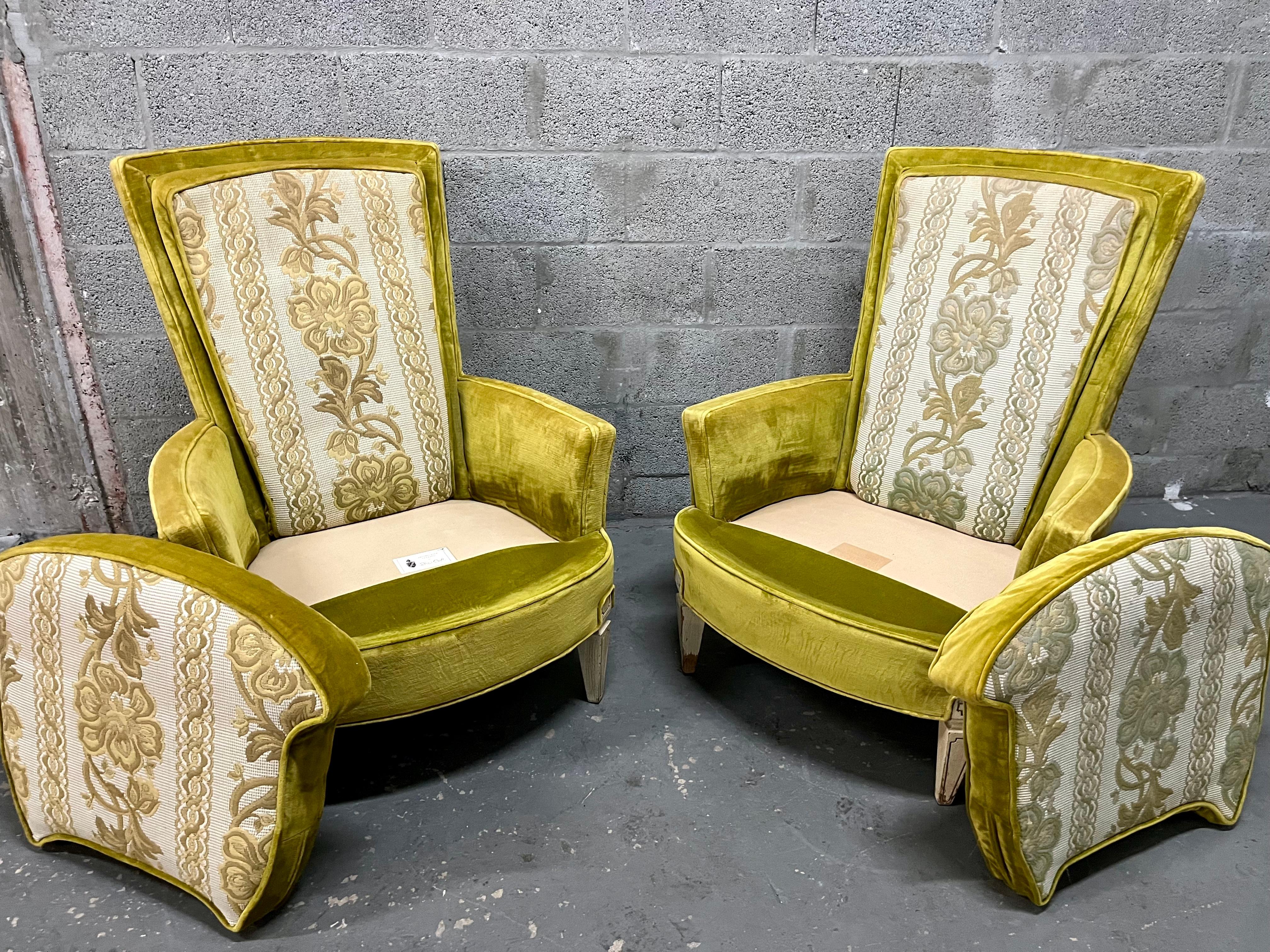 A Pair of Hollywood Regency Upholstered Lounge Chairs by Silver Craft. C. 1960s For Sale 2