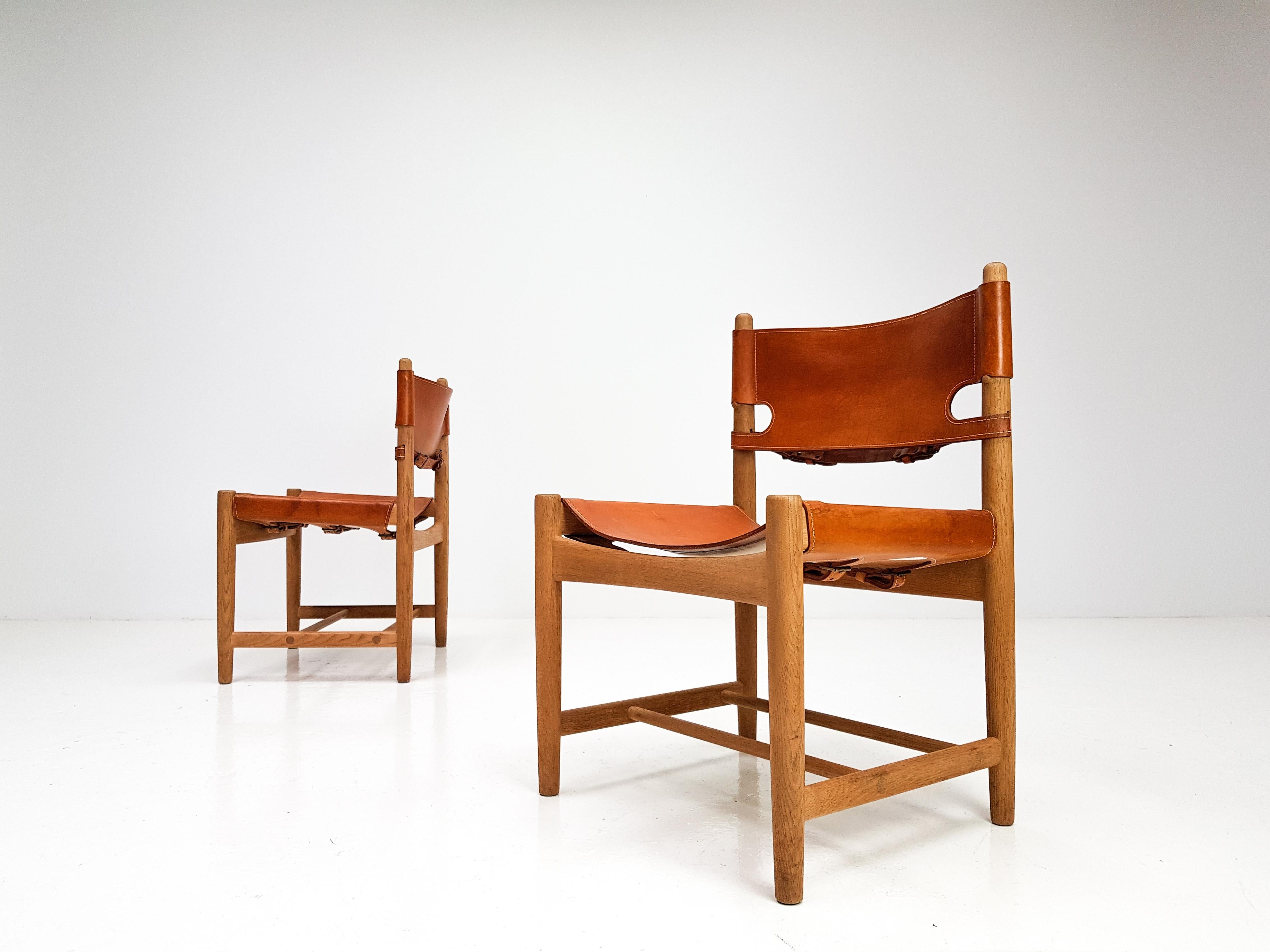 Oak Pair of Hunting Dining Chairs, Model 3237 by Børge Mogensen for Fredericia