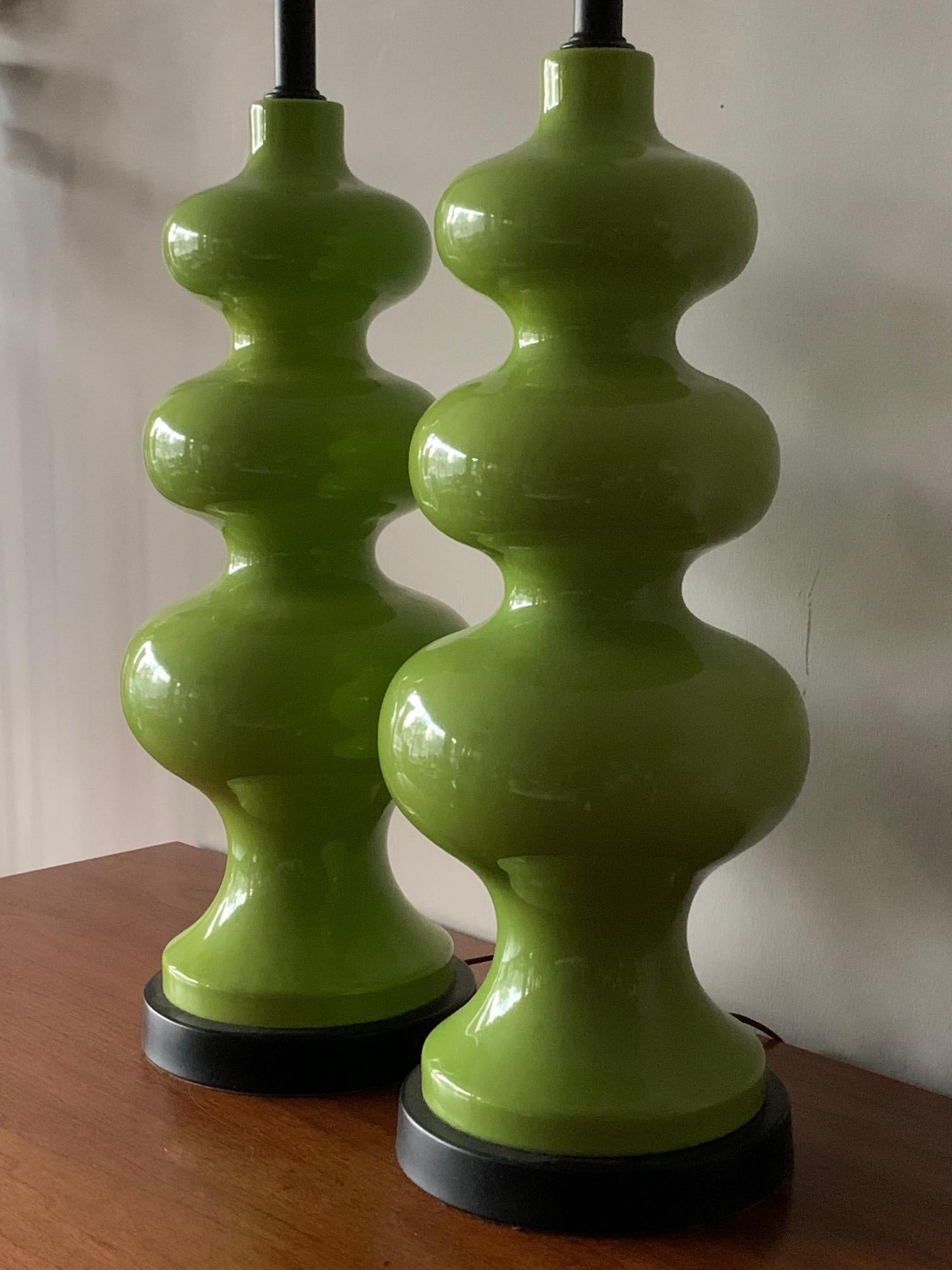 Mid-Century Modern Pair of Impressive Ceramic Lamps circa 1970s with Original Shades For Sale