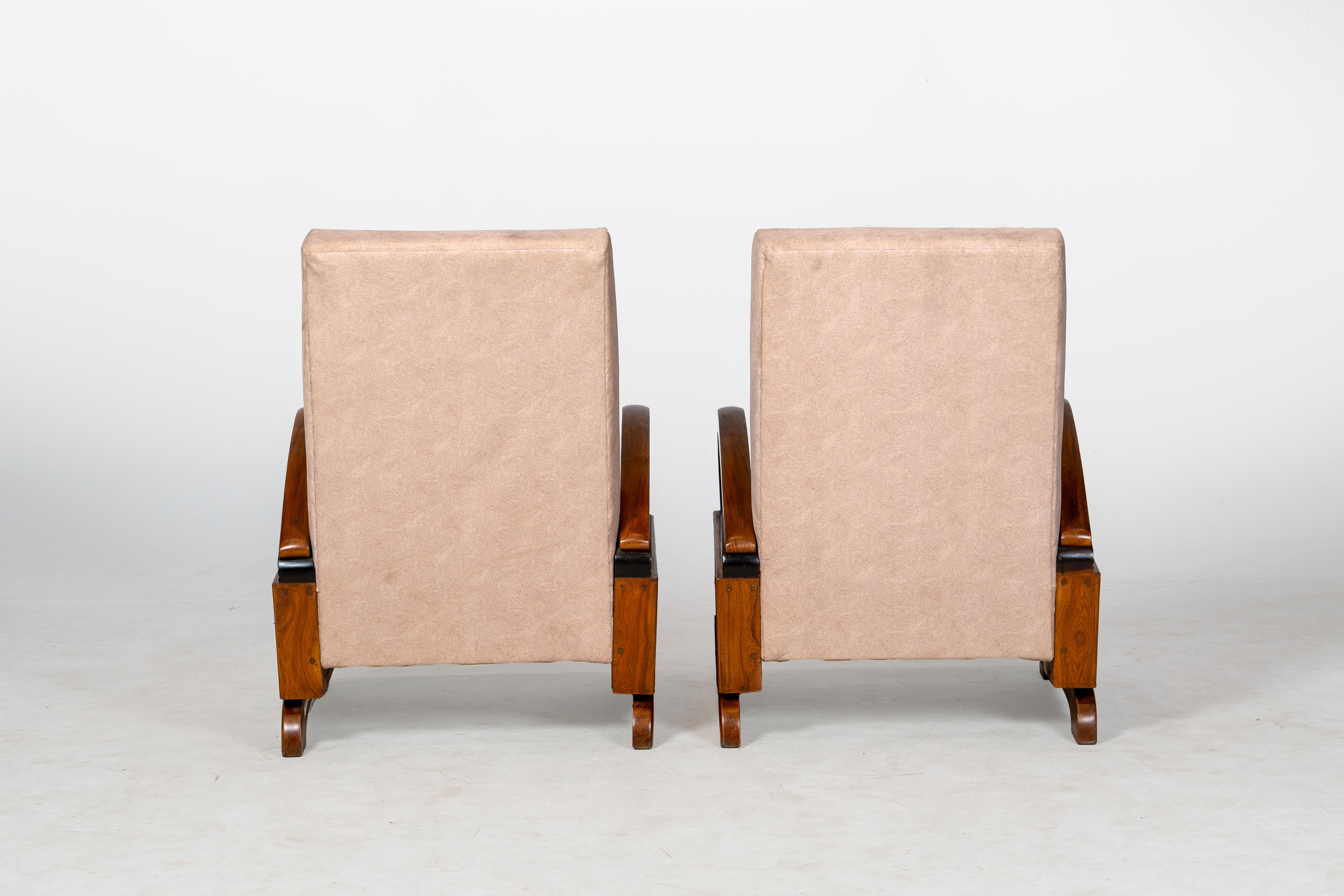 Pareja de sillones indios Art Decó Teca en venta