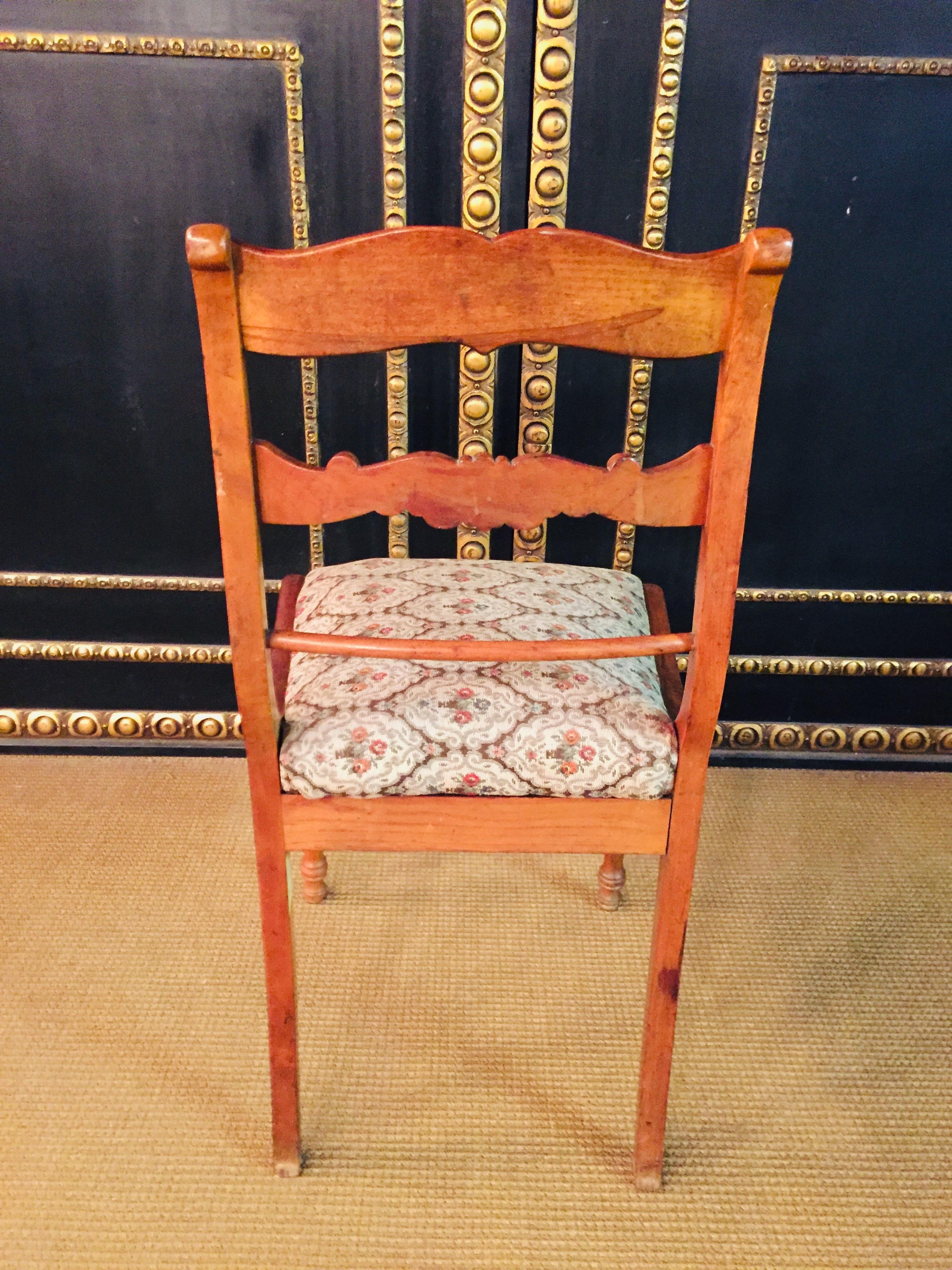 Pair of two Interesting antique Biedermeier Chairs circa 1840 cherry veneer For Sale 5