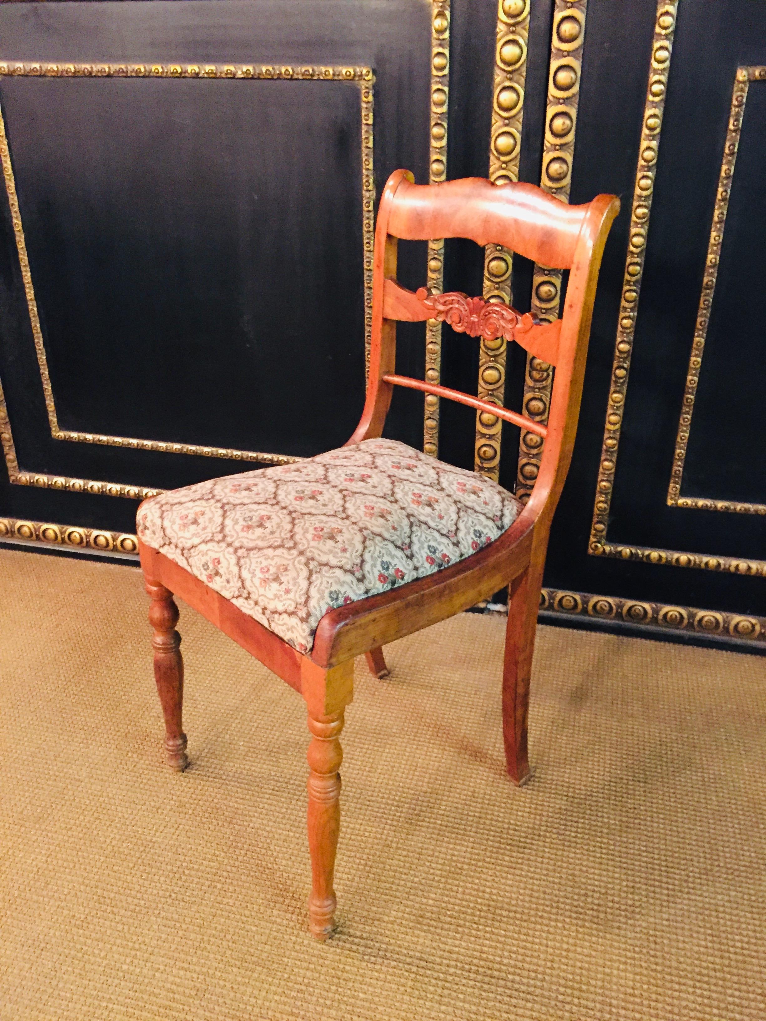 Pair of two Interesting antique Biedermeier Chairs circa 1840 cherry veneer For Sale 6