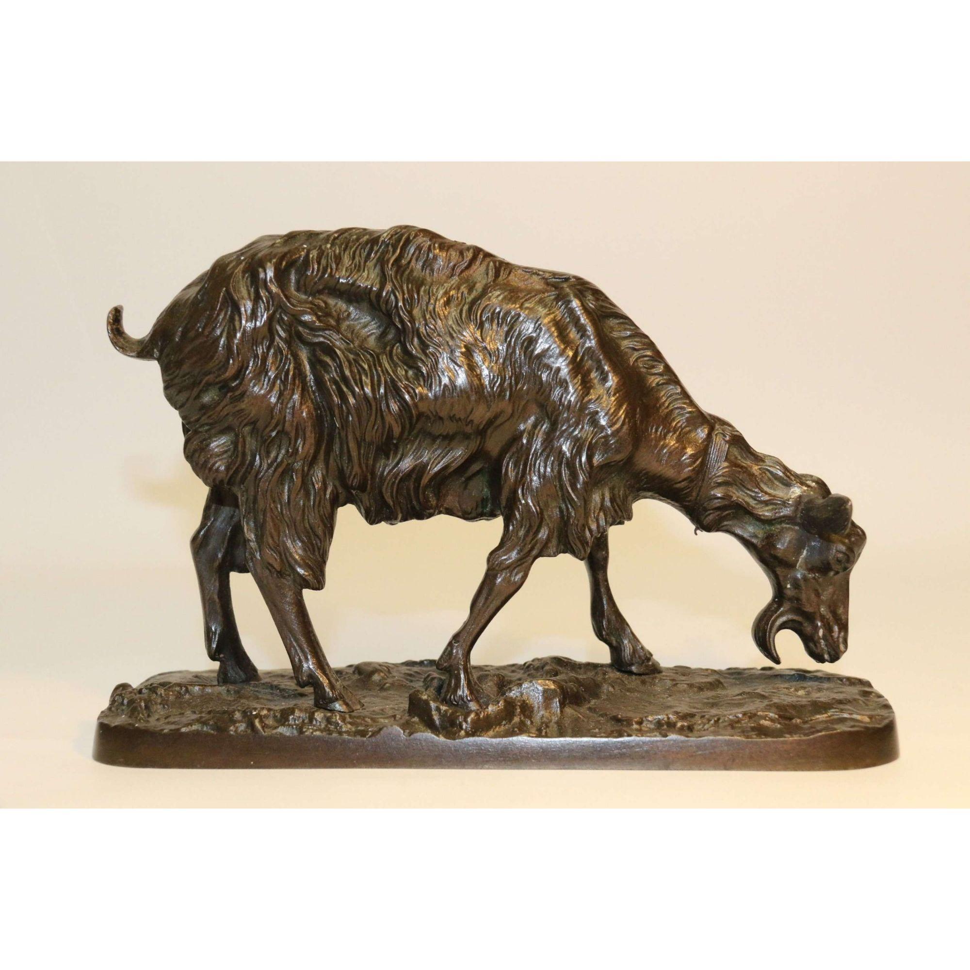 Paire de sculptures de chèvre en fer du 19ème siècle d'après P J Mene, France, datant d'environ 1850 en vente 5
