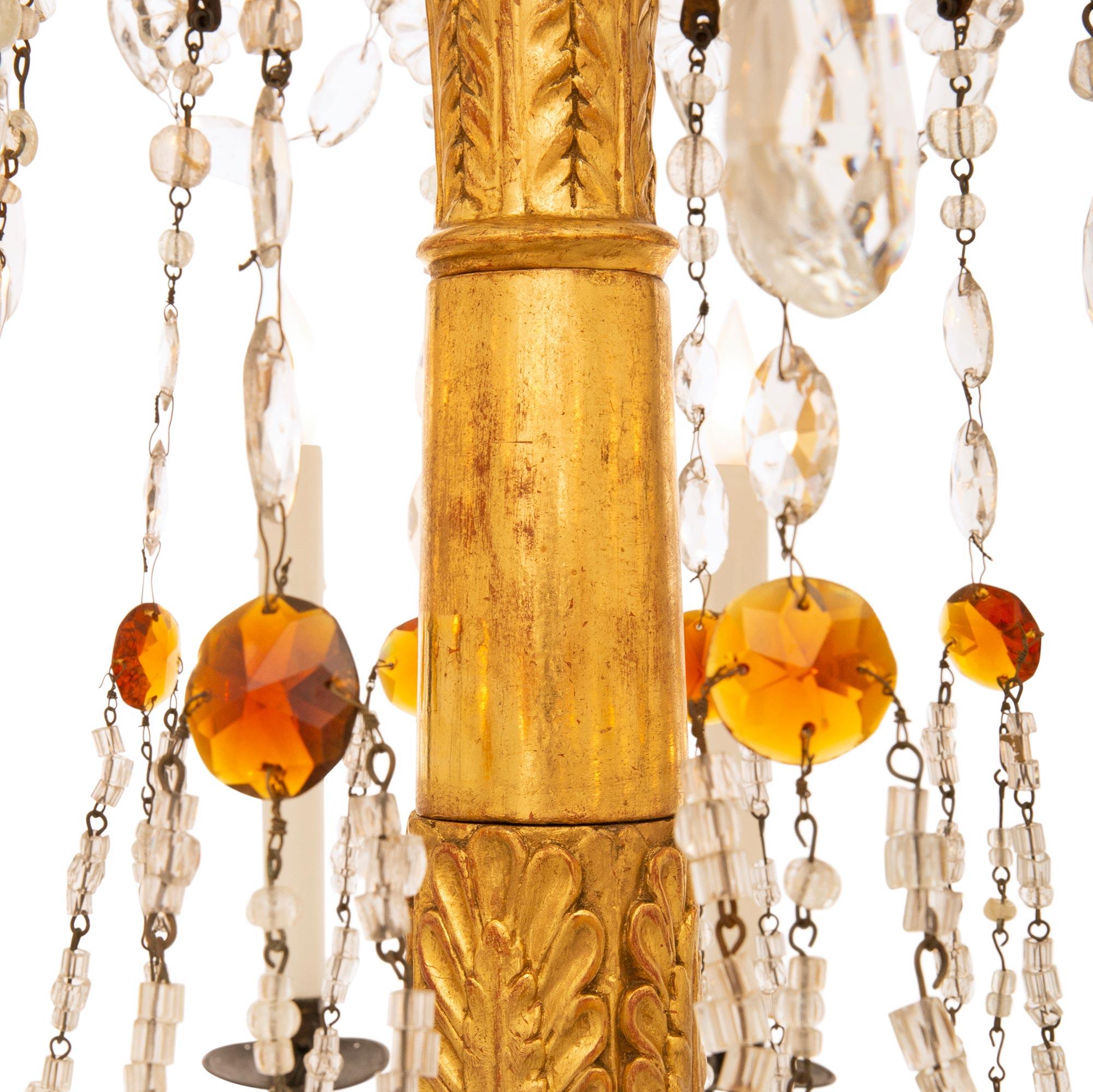 A pair of Italian 18th century Genovese st Giltwood Glass Crystal chandeliers For Sale 1