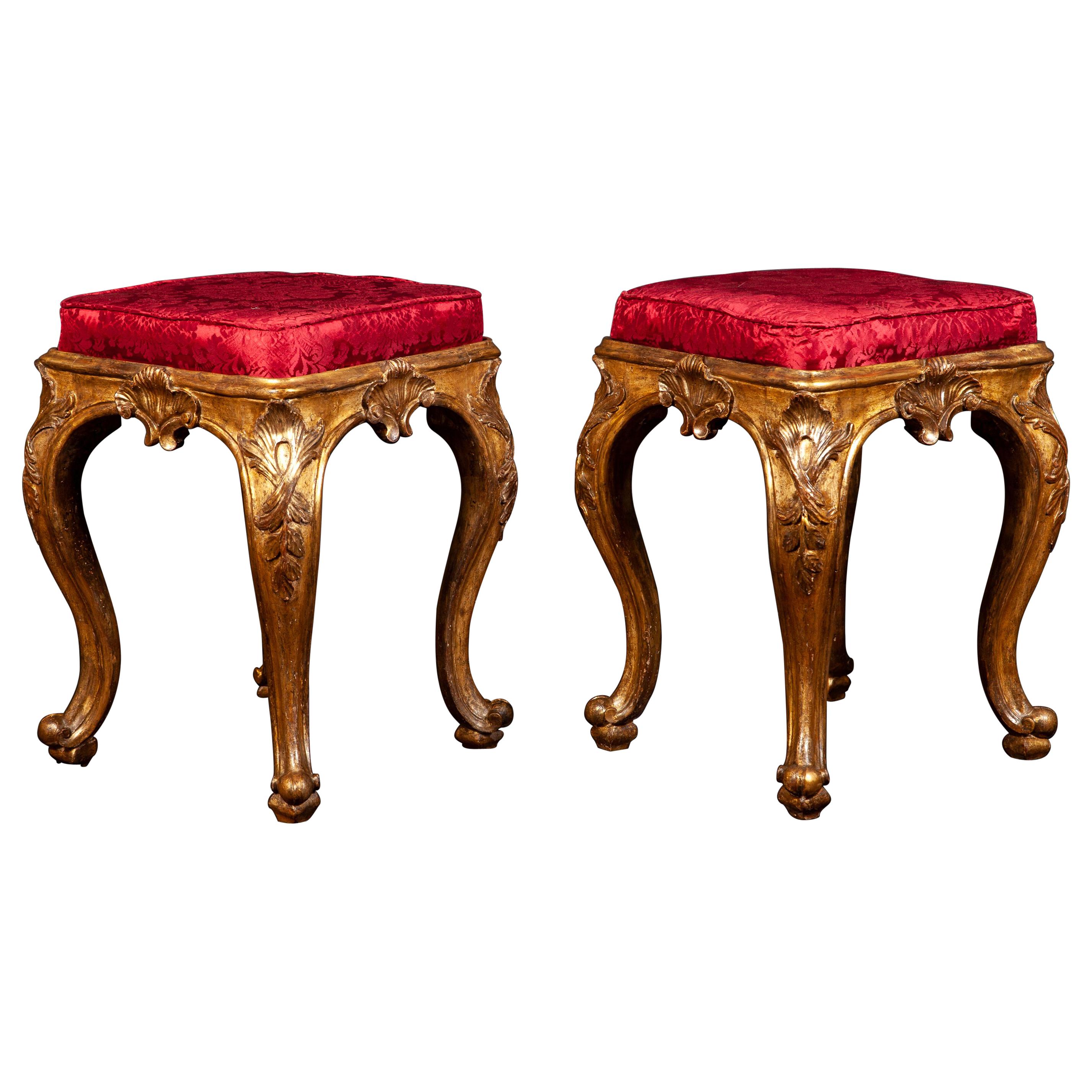 Pair of Italian 18th Century Giltwood Stools Roma, 1750 For Sale 2