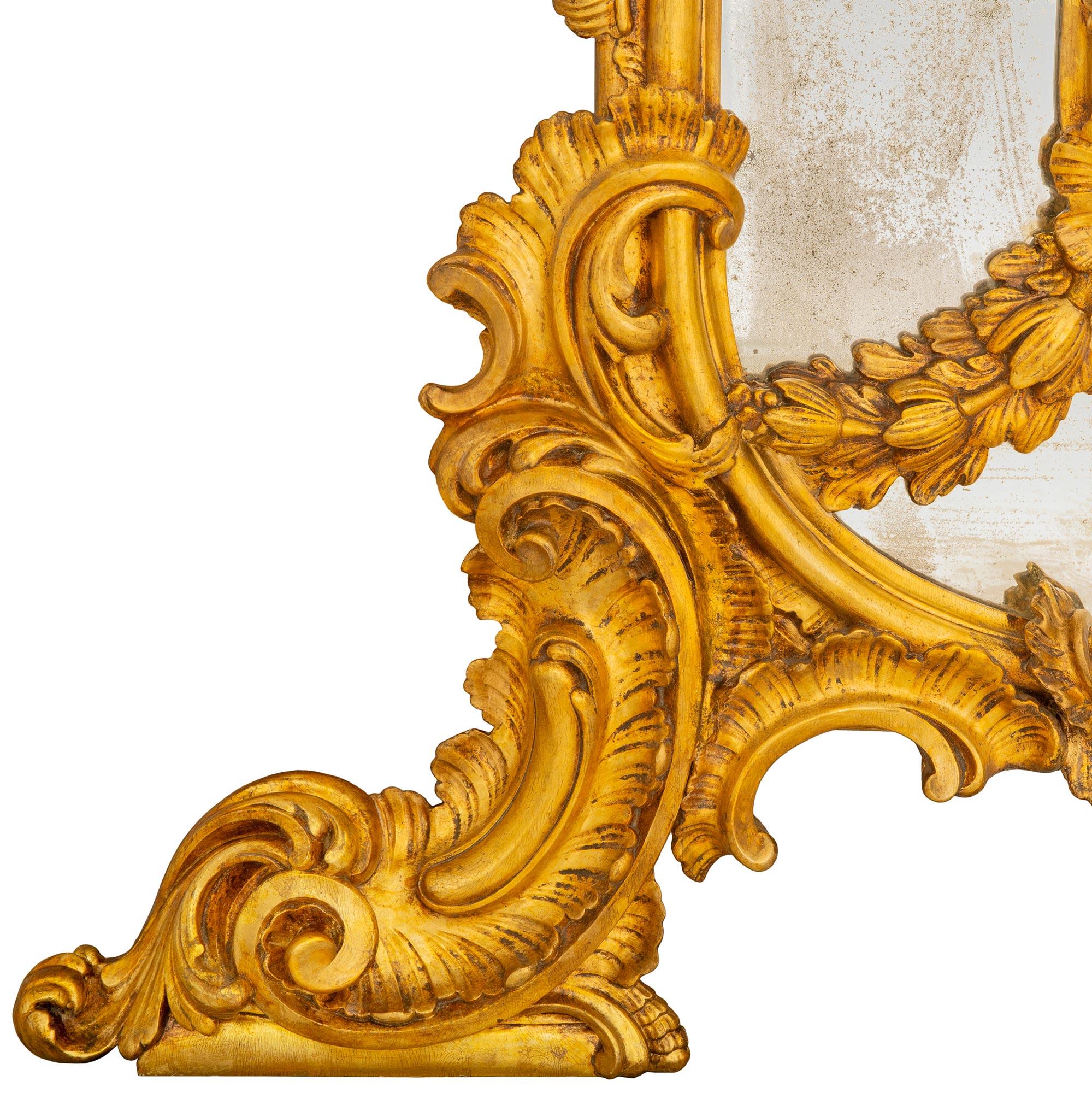 Ein Paar italienische Mekka-Spiegel aus Neapel aus dem 18. Jahrhundert (Louis XV) im Angebot 1