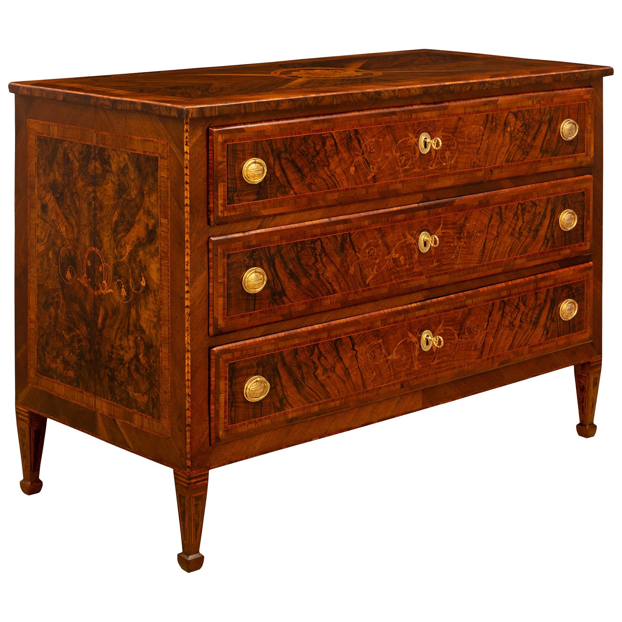 A pair of Italian 18th century Louis XVI period Walnut and Ormolu commodes In Good Condition For Sale In West Palm Beach, FL