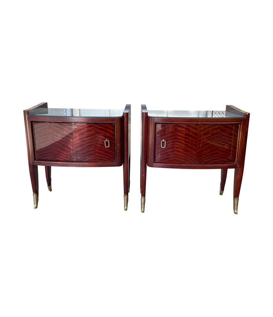 A pair of Italian 1940s mahogany bedside tables with brass detailing For Sale 6