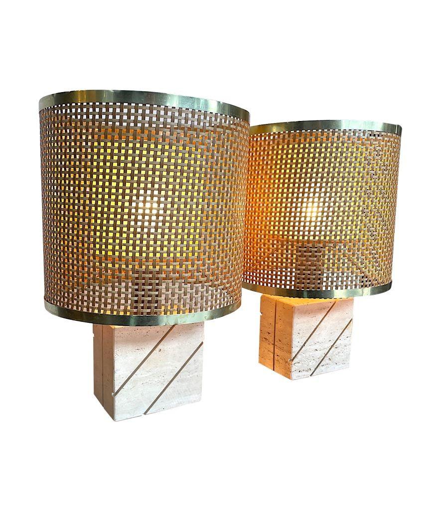 Pair of Italian 1970s Travertine and Brass Table Lamps by Fratelli Mannelli 7